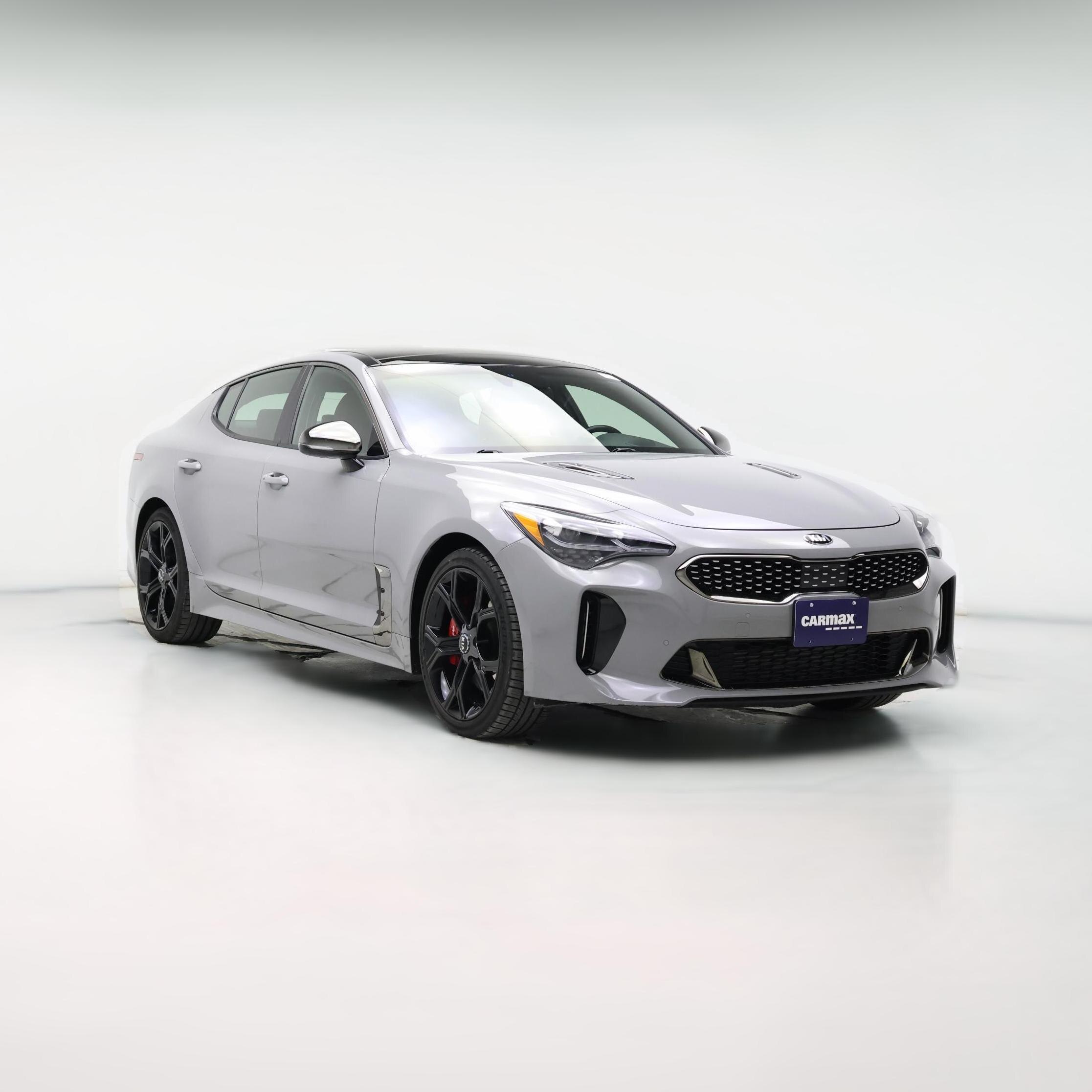 Thumbnail: 2018 Kia Stinger - 1