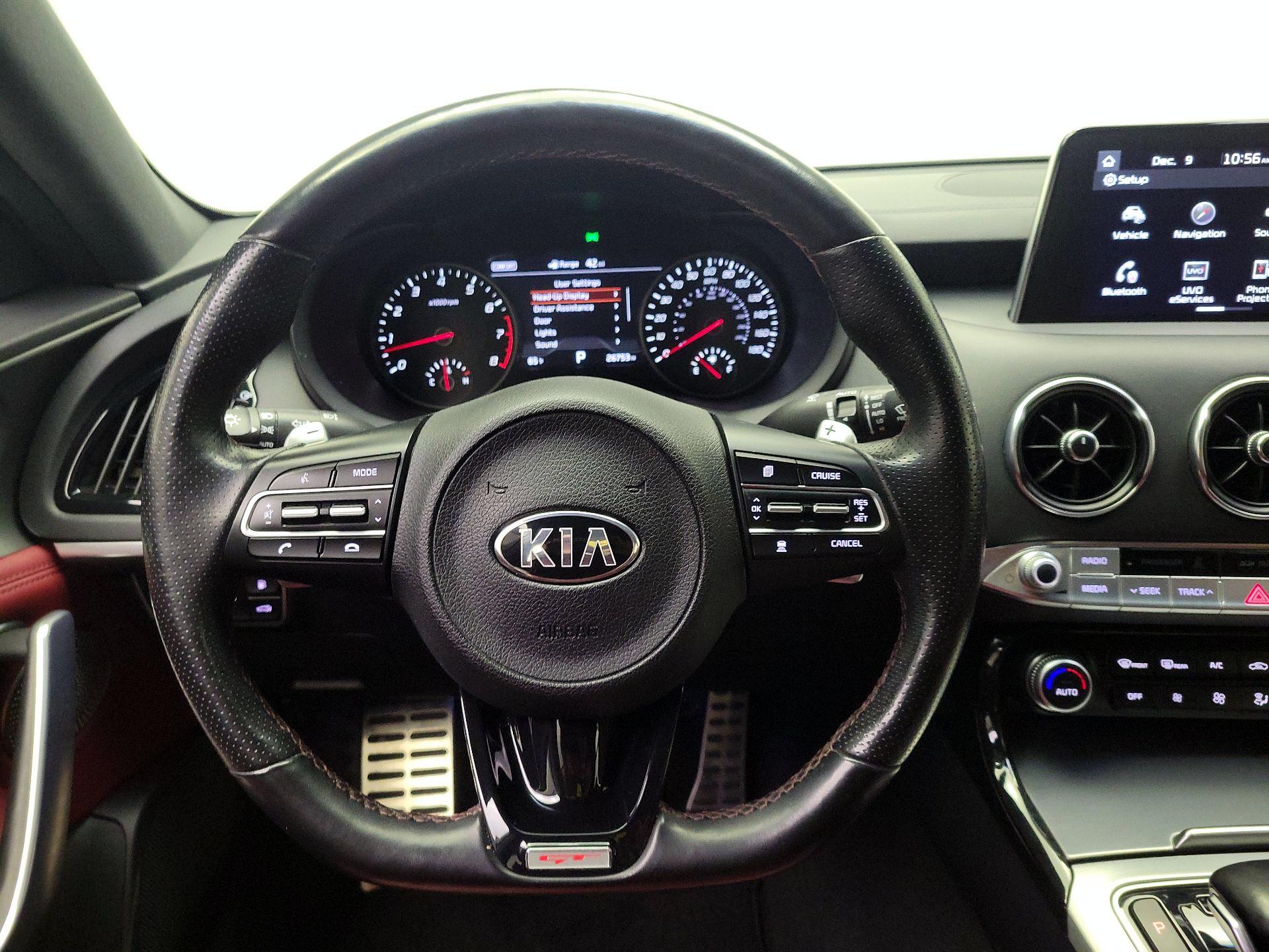 Thumbnail: 2018 Kia Stinger - 10