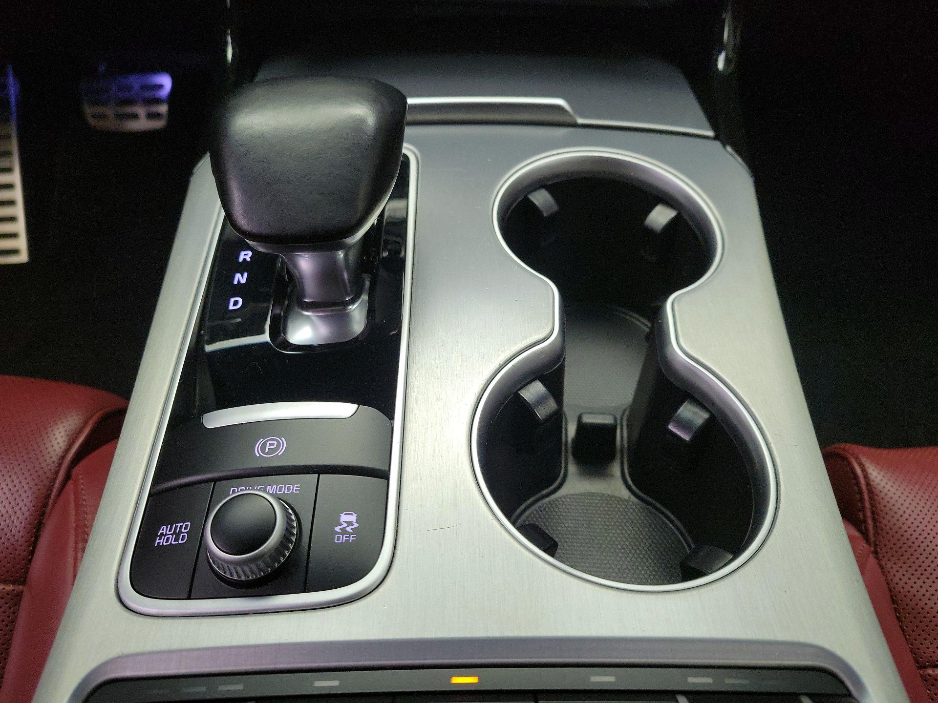 Thumbnail: 2018 Kia Stinger - 18