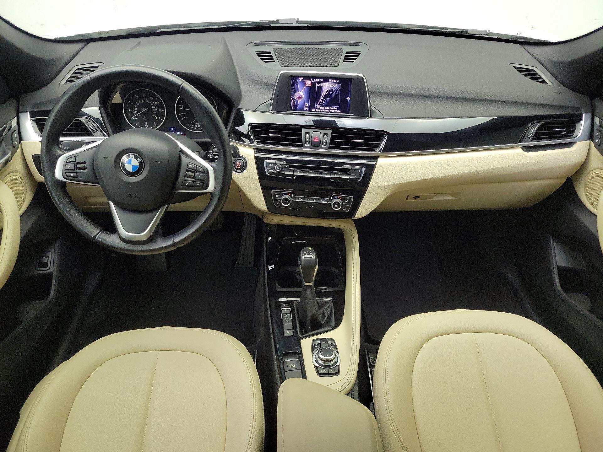 Thumbnail: 2016 BMW X1 - 9