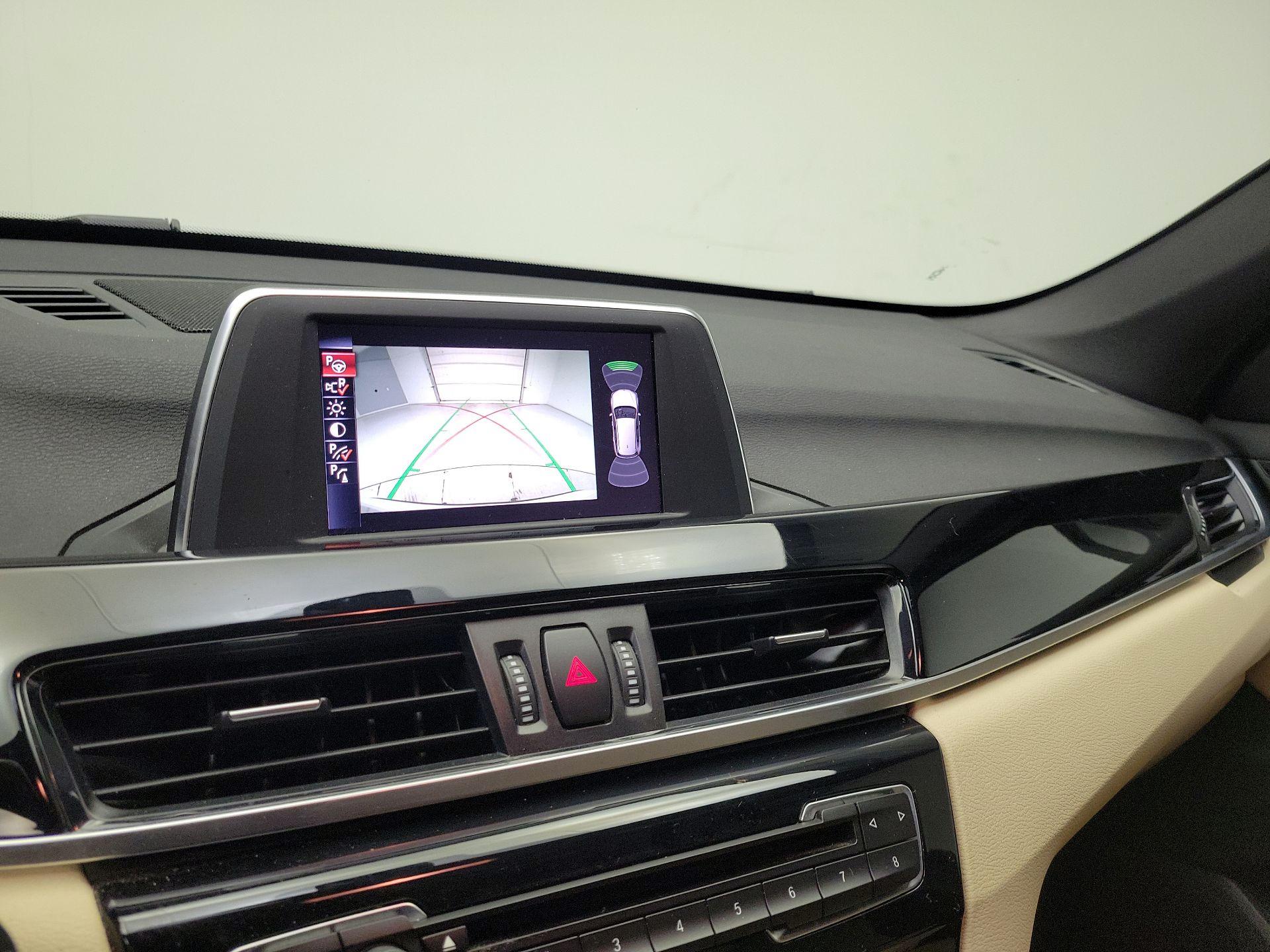 Thumbnail: 2016 BMW X1 - 15