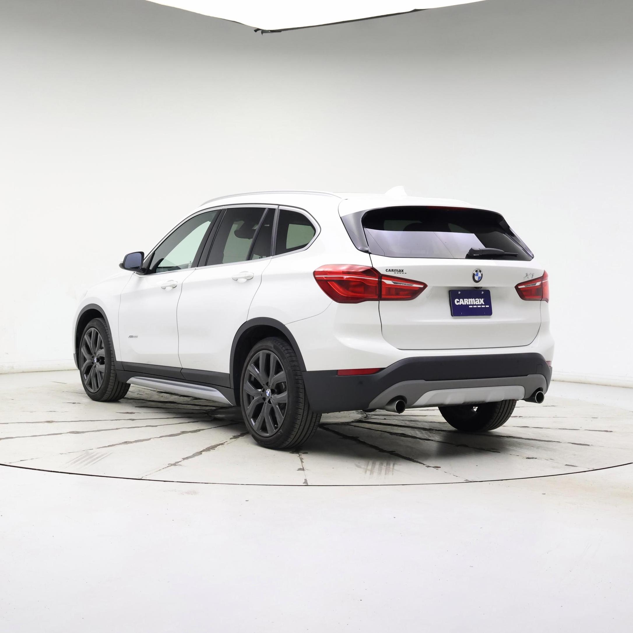 Thumbnail: 2016 BMW X1 - 2