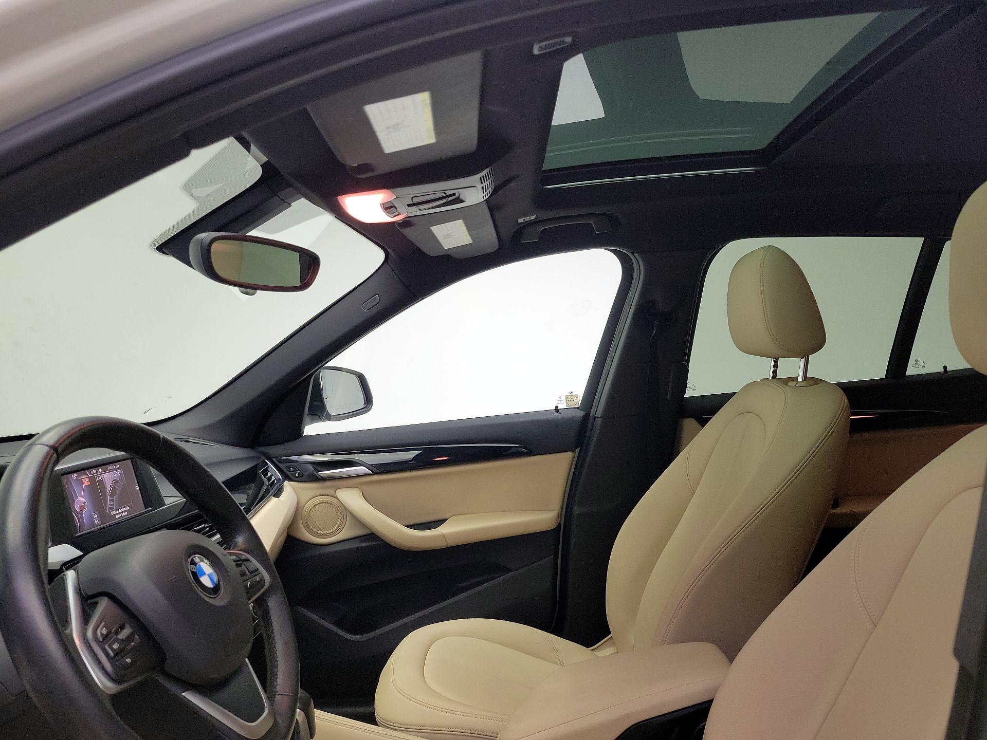 Thumbnail: 2016 BMW X1 - 20