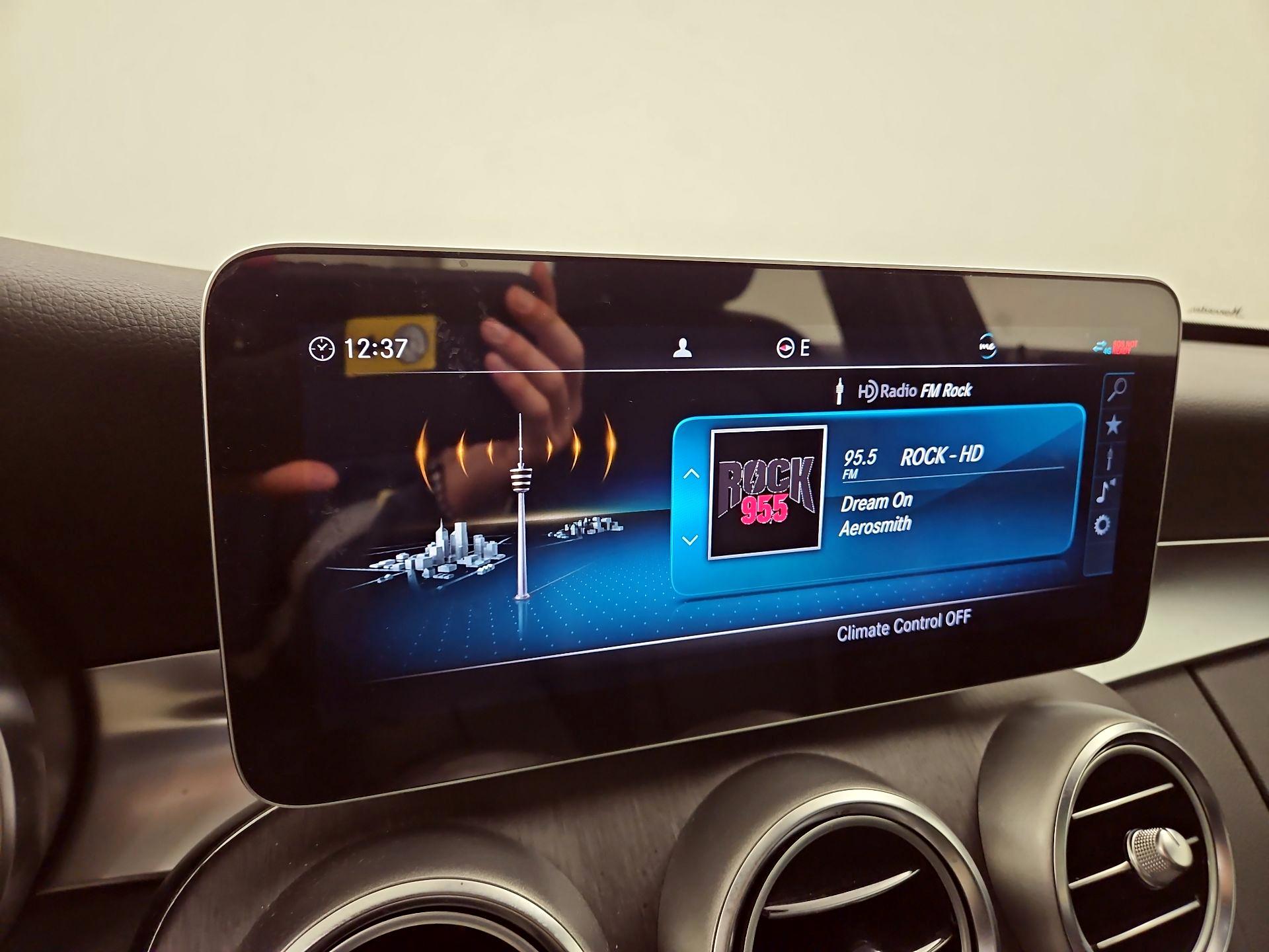 Thumbnail: 2019 Mercedes-Benz C-Class - 16