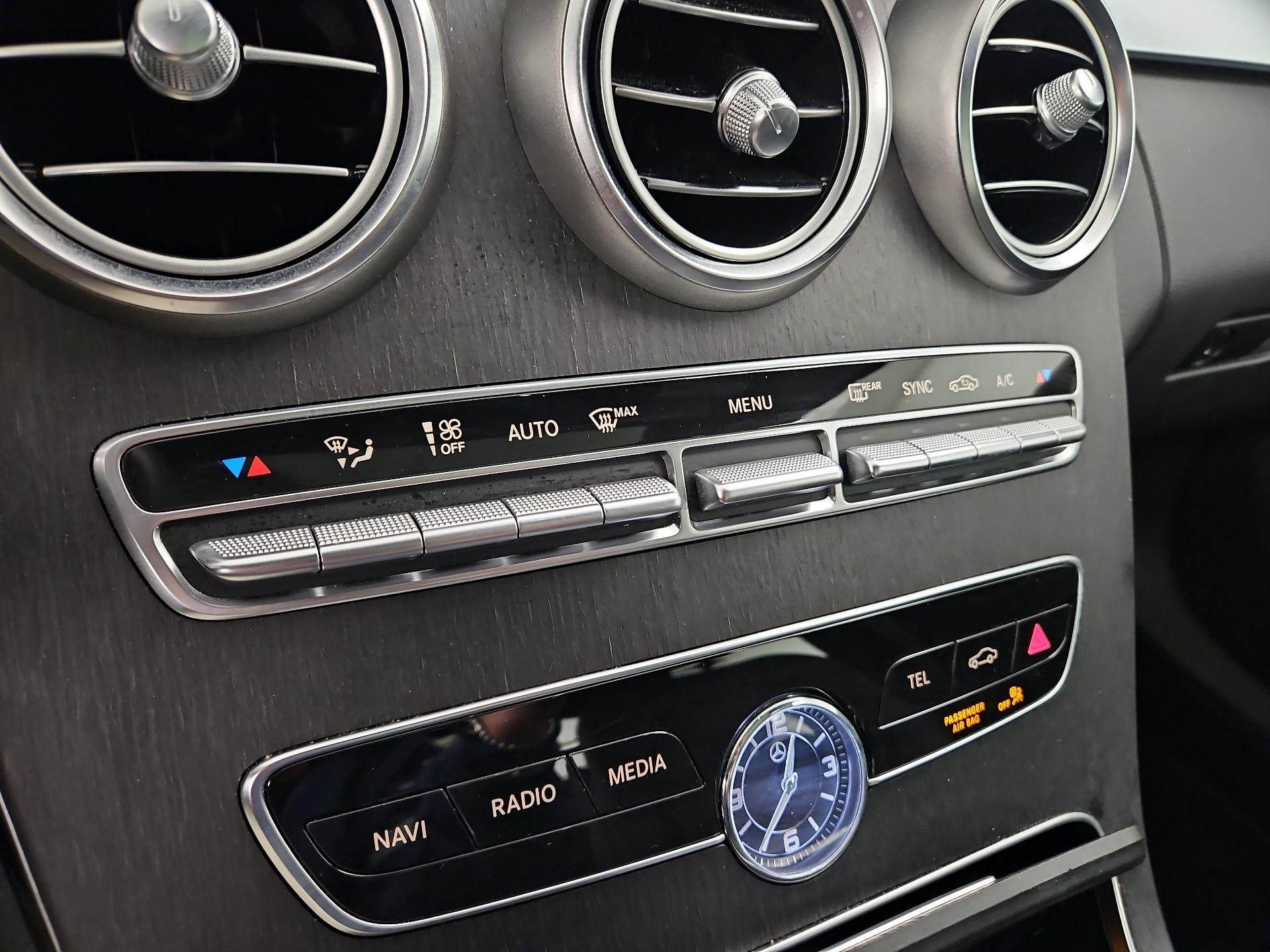 Thumbnail: 2019 Mercedes-Benz C-Class - 17