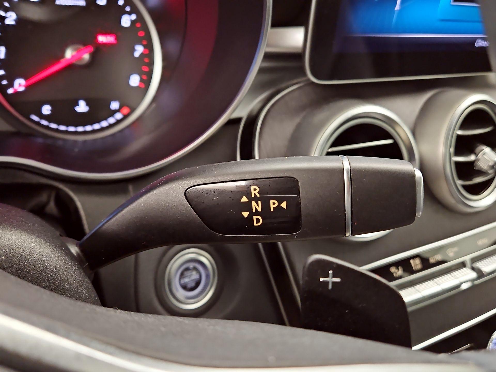 Thumbnail: 2019 Mercedes-Benz C-Class - 18