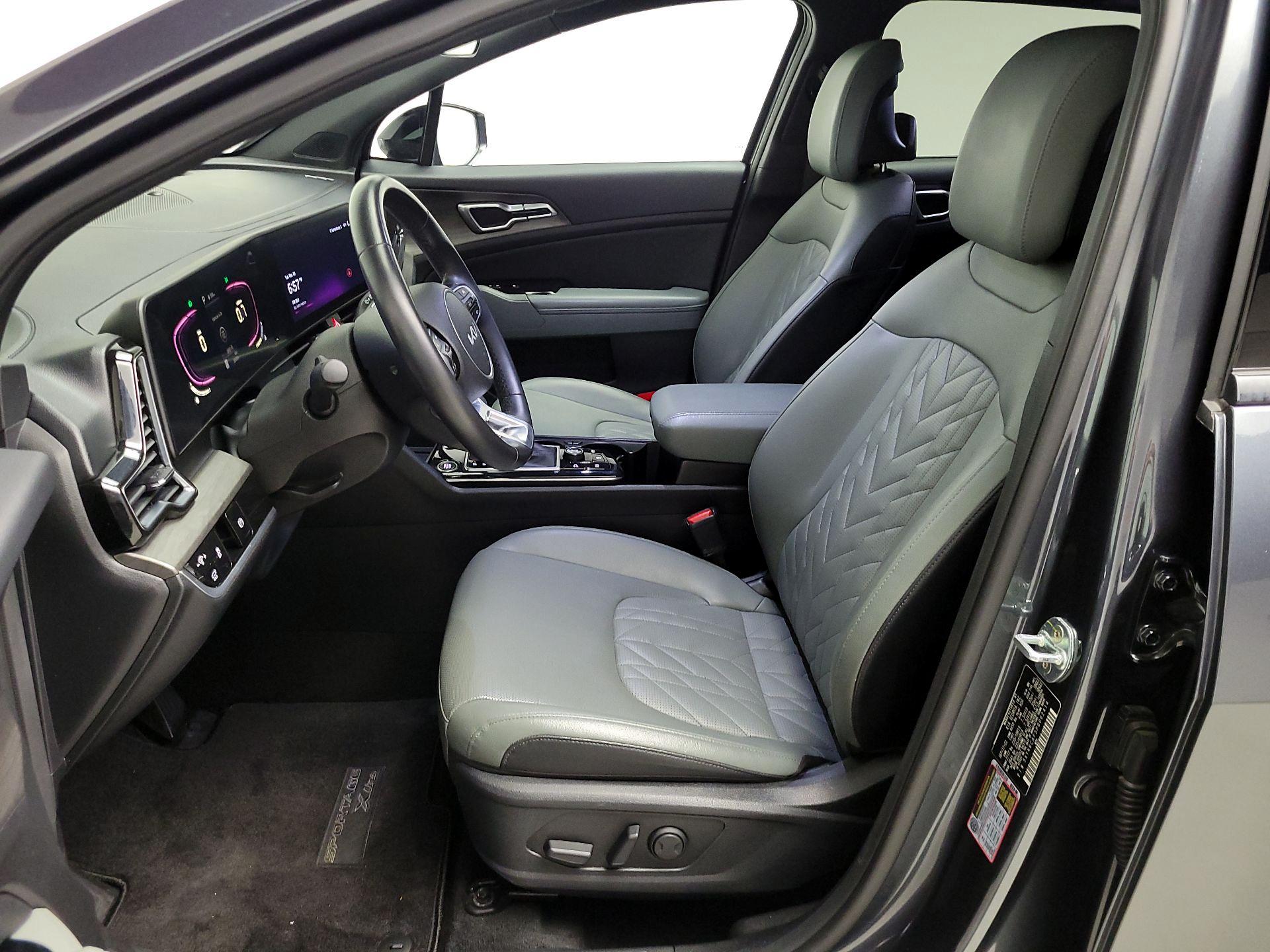 Thumbnail: 2023 Kia Sportage - 11