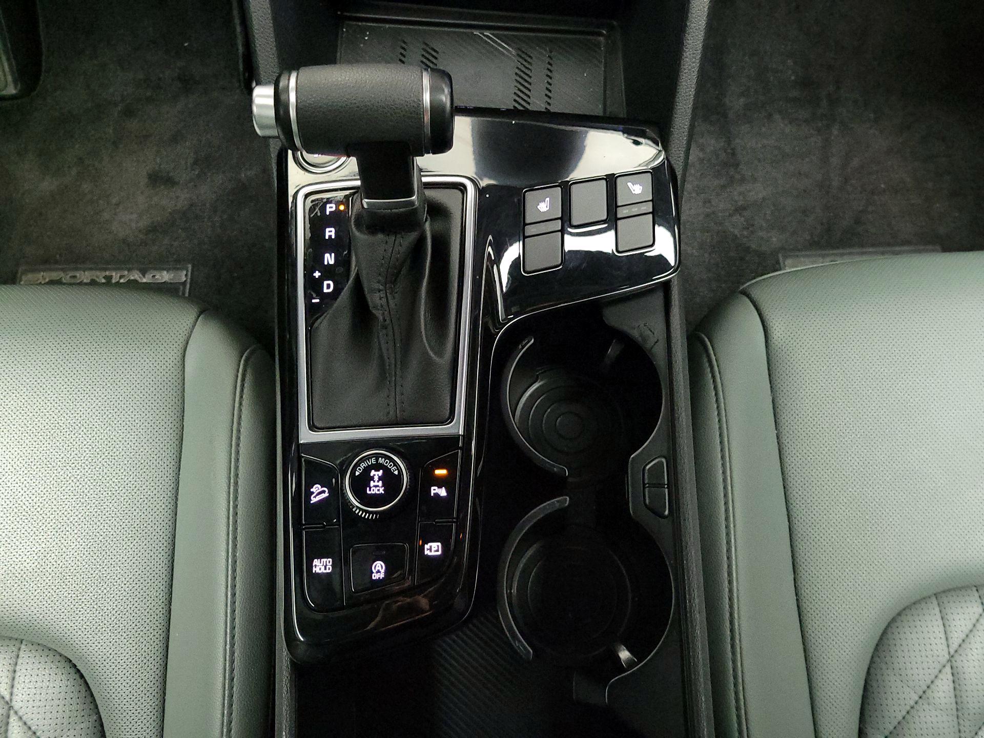 Thumbnail: 2023 Kia Sportage - 18