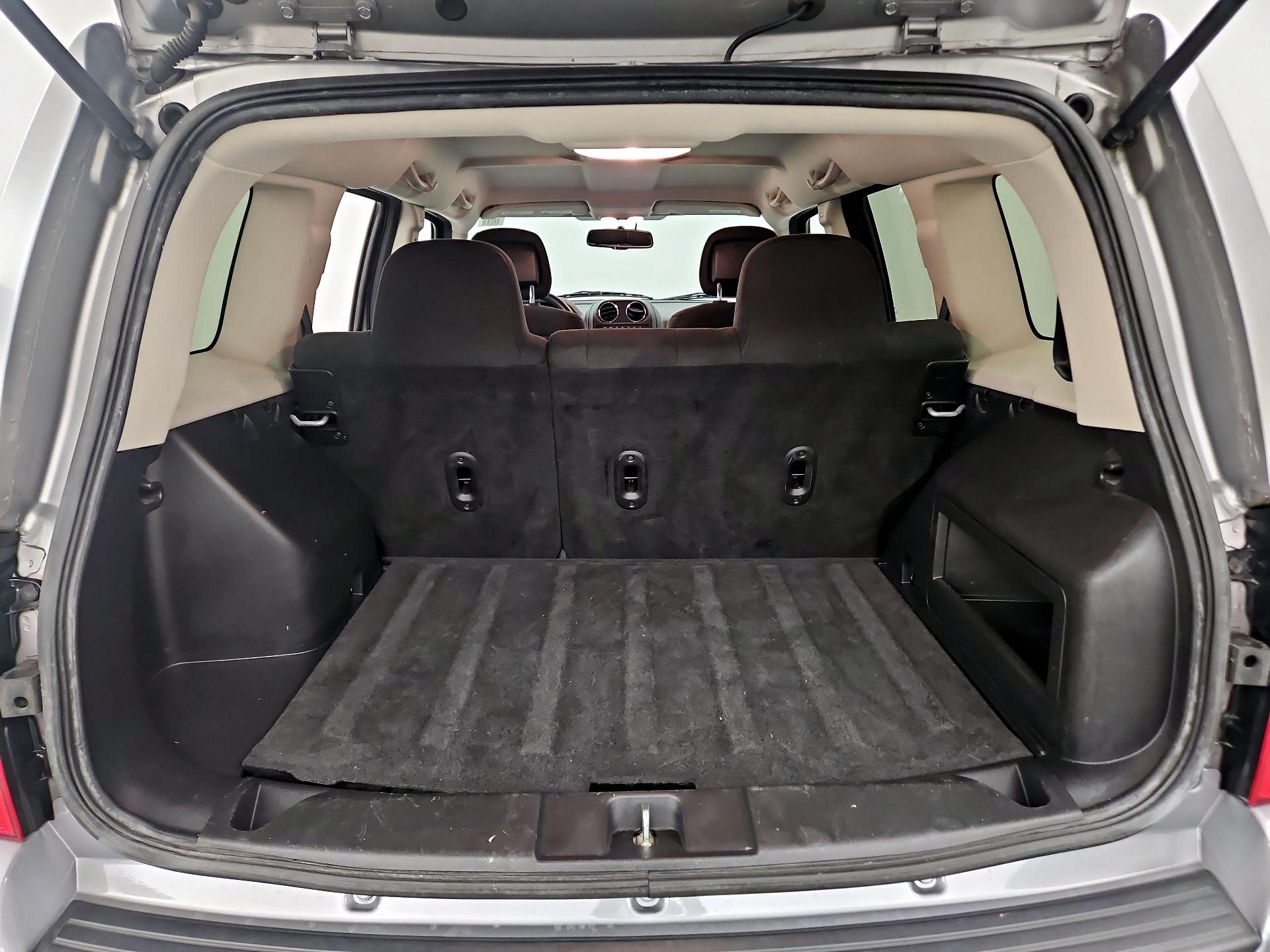 Thumbnail: 2016 Jeep Patriot - 18