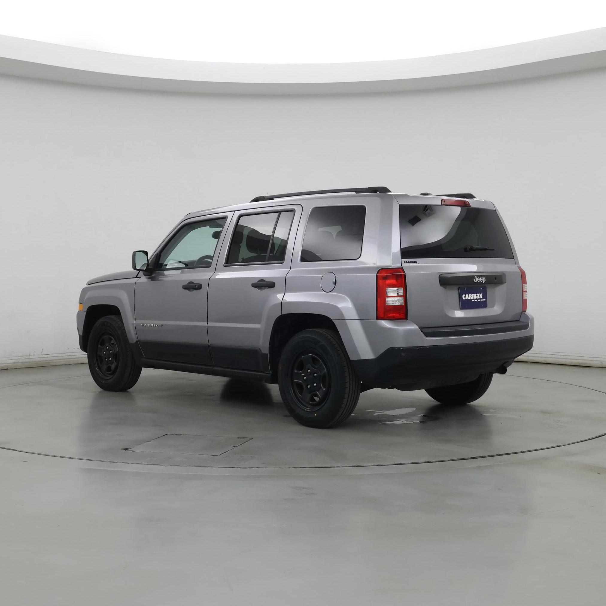 Thumbnail: 2016 Jeep Patriot - 2