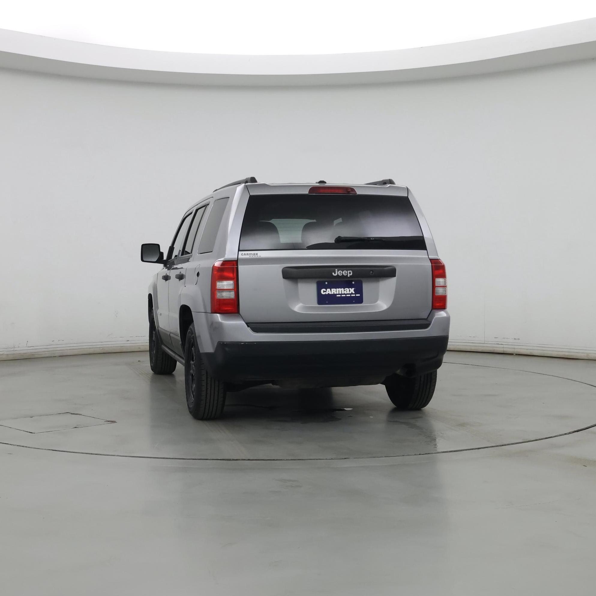 Thumbnail: 2016 Jeep Patriot - 6