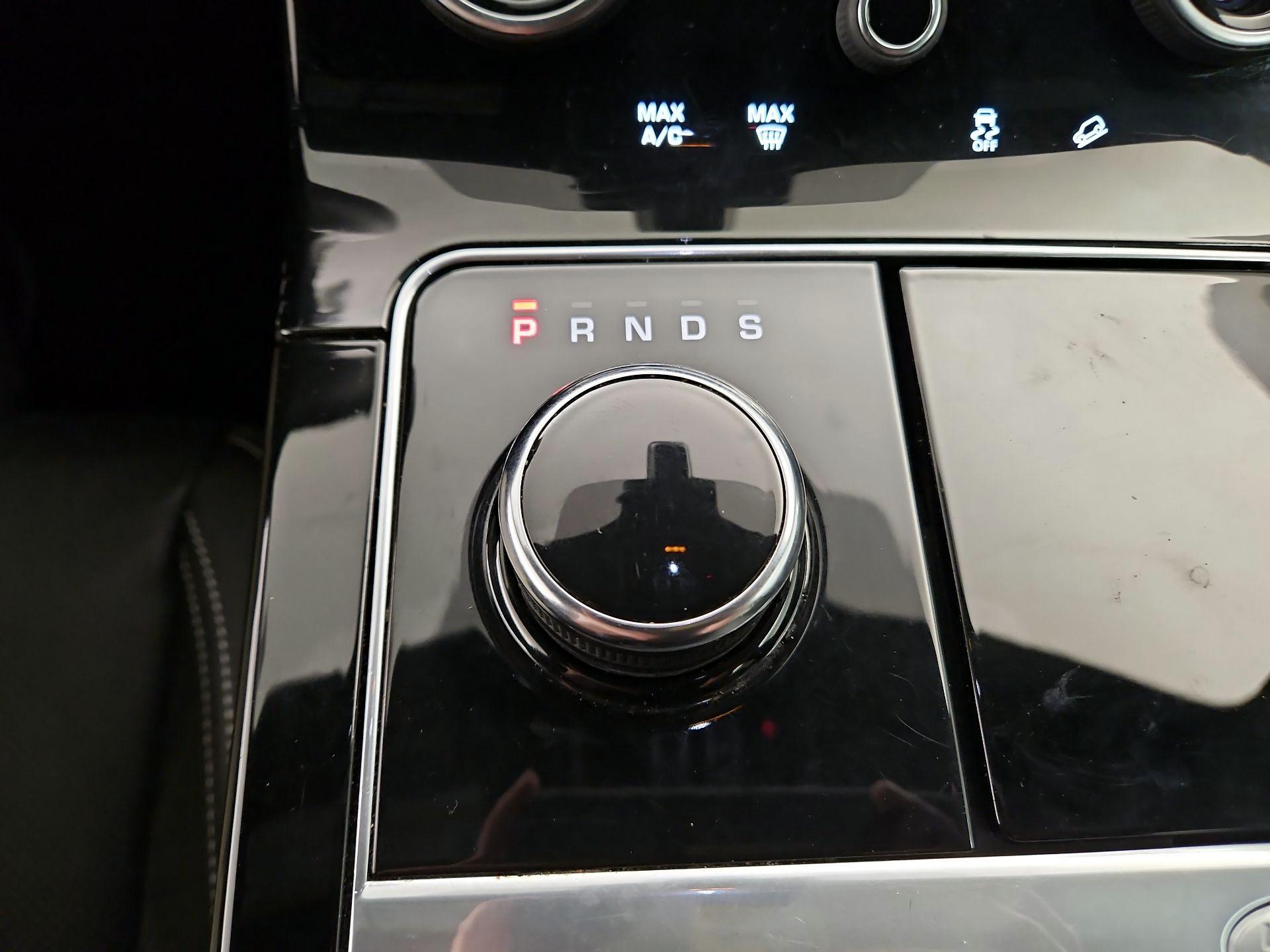 Thumbnail: 2019 Land Rover Range Rover Velar - 18