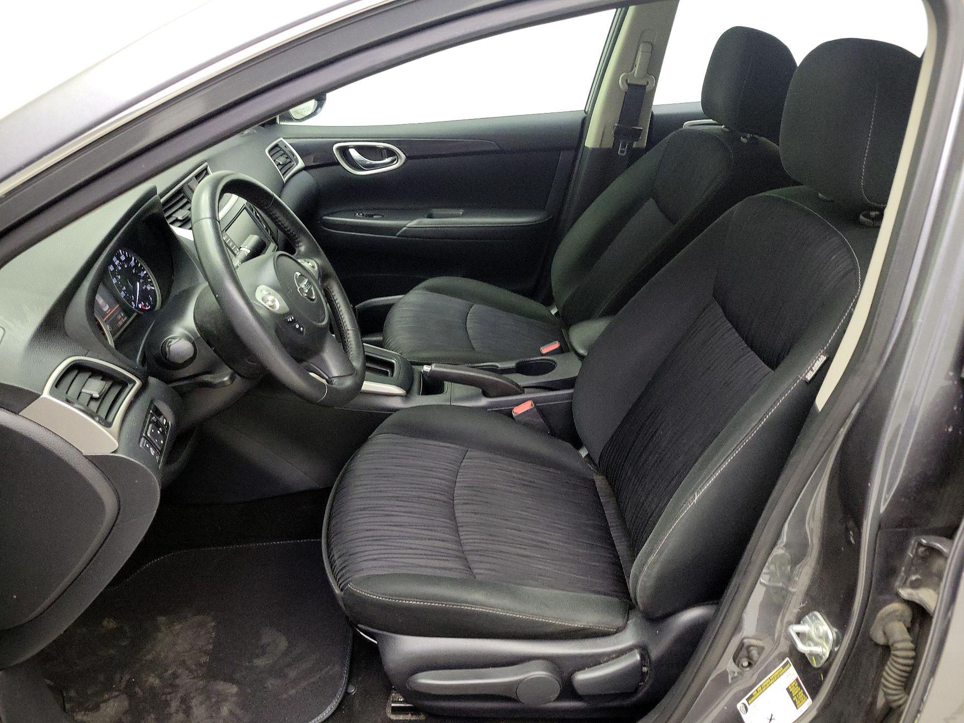 Thumbnail: 2019 Nissan Sentra - 11