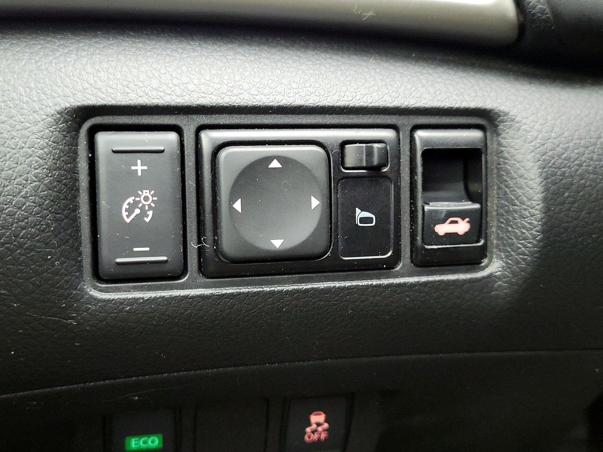 Thumbnail: 2019 Nissan Sentra - 13