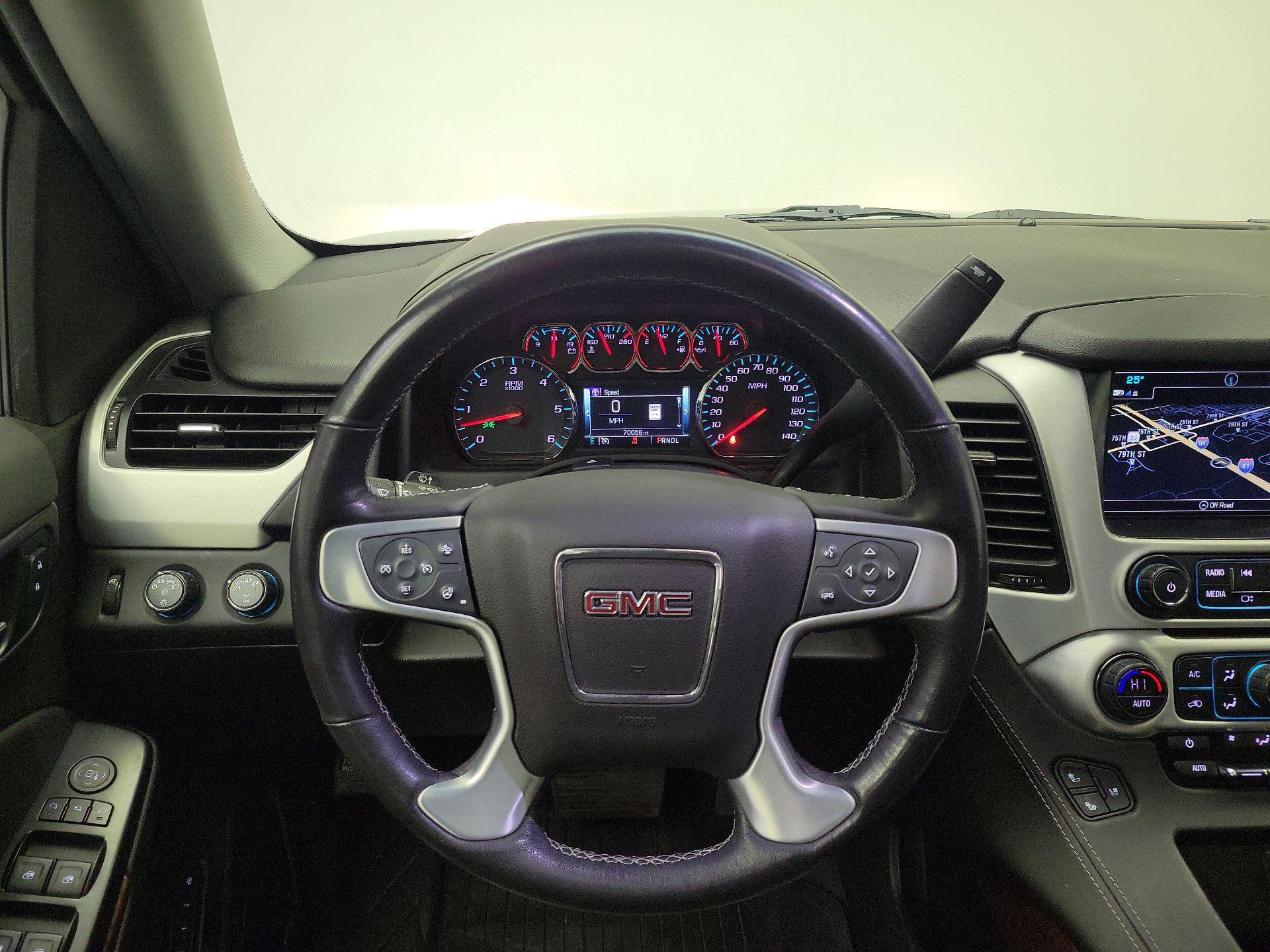 Thumbnail: 2019 GMC Yukon XL - 10