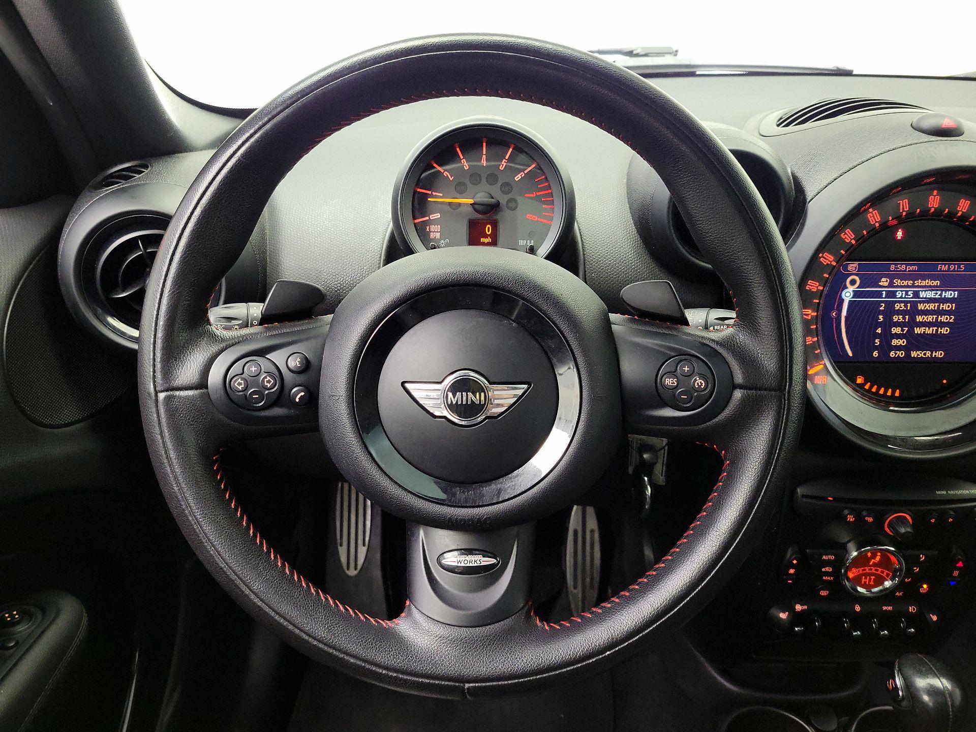 Thumbnail: 2015 MINI Cooper Countryman - 10