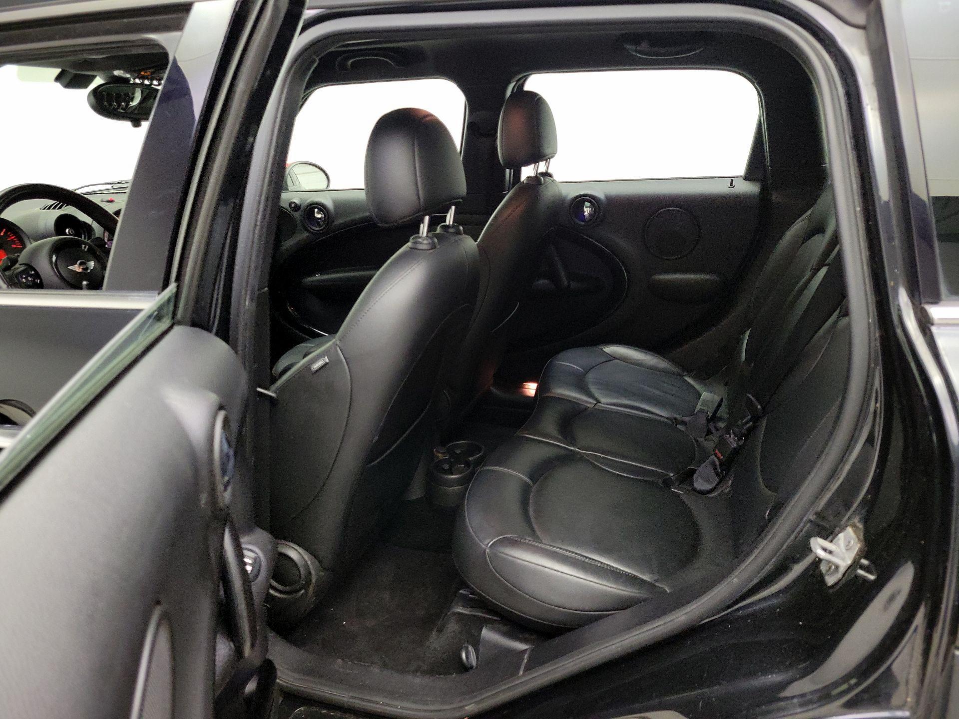 Thumbnail: 2015 MINI Cooper Countryman - 17