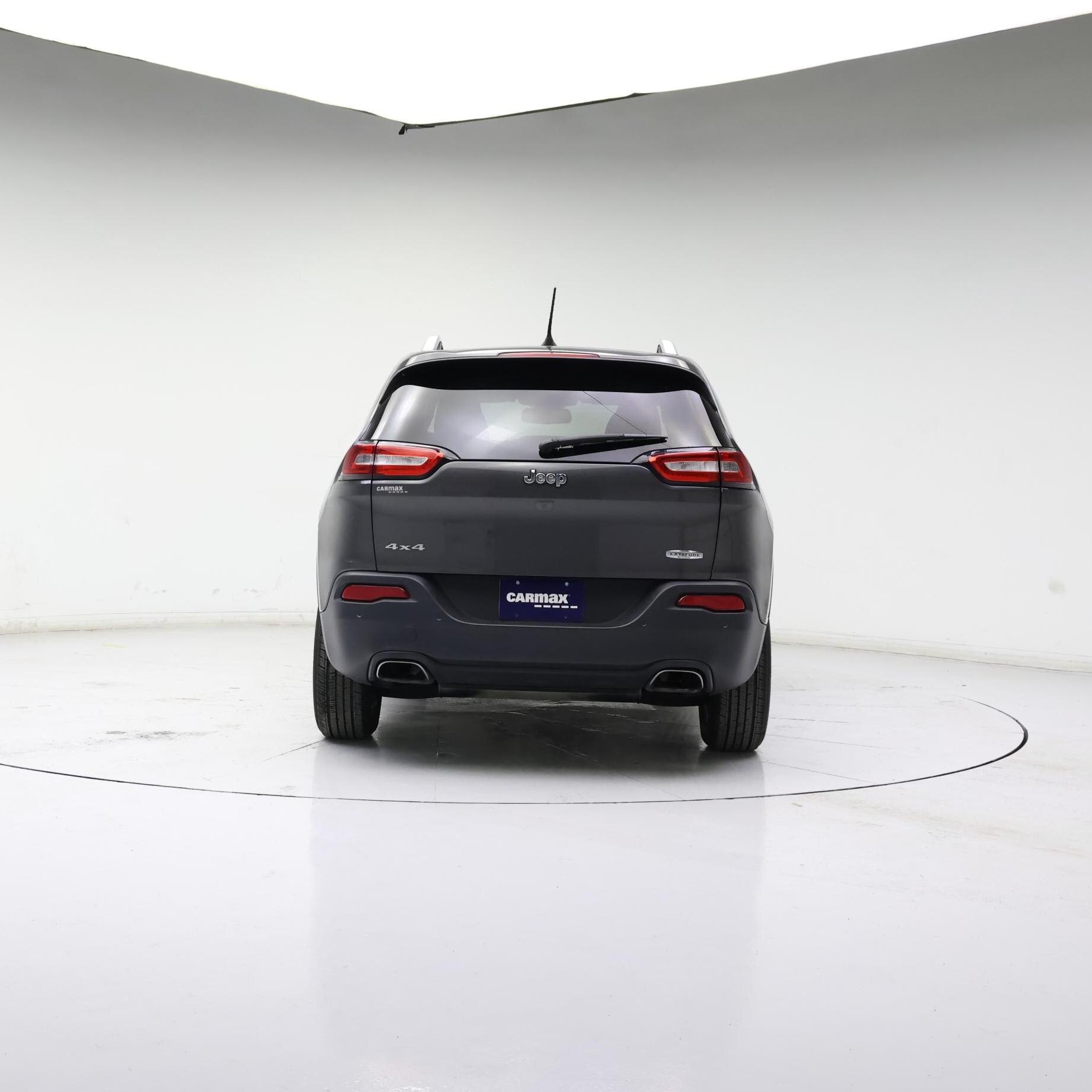 Thumbnail: 2017 Jeep Cherokee - 6