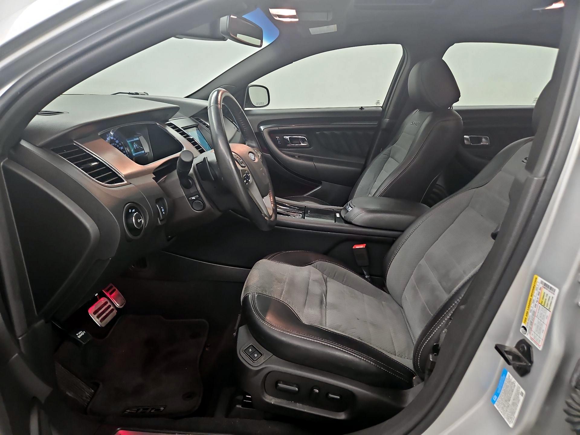 Thumbnail: 2018 Ford Taurus - 11