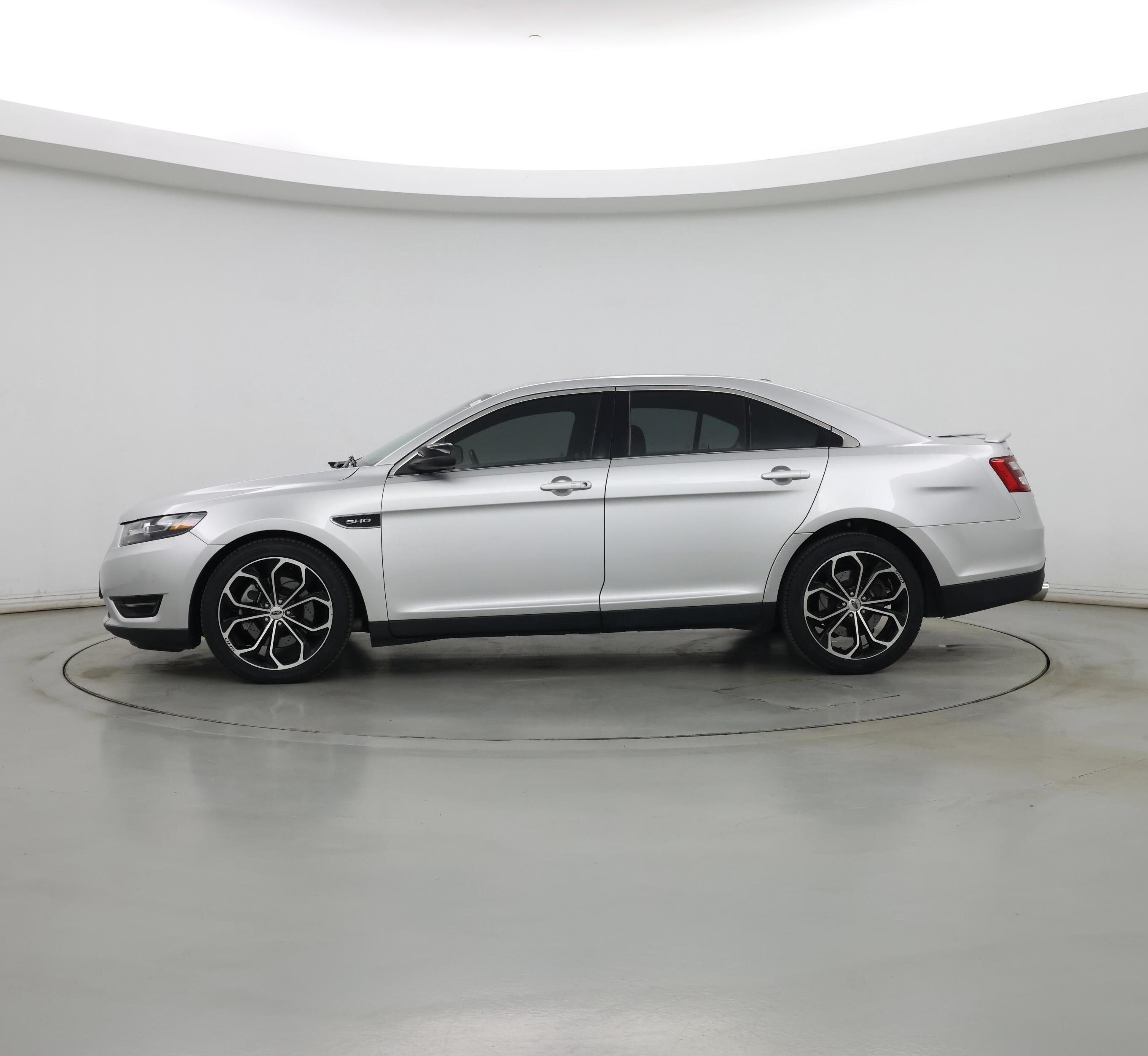 Thumbnail: 2018 Ford Taurus - 3