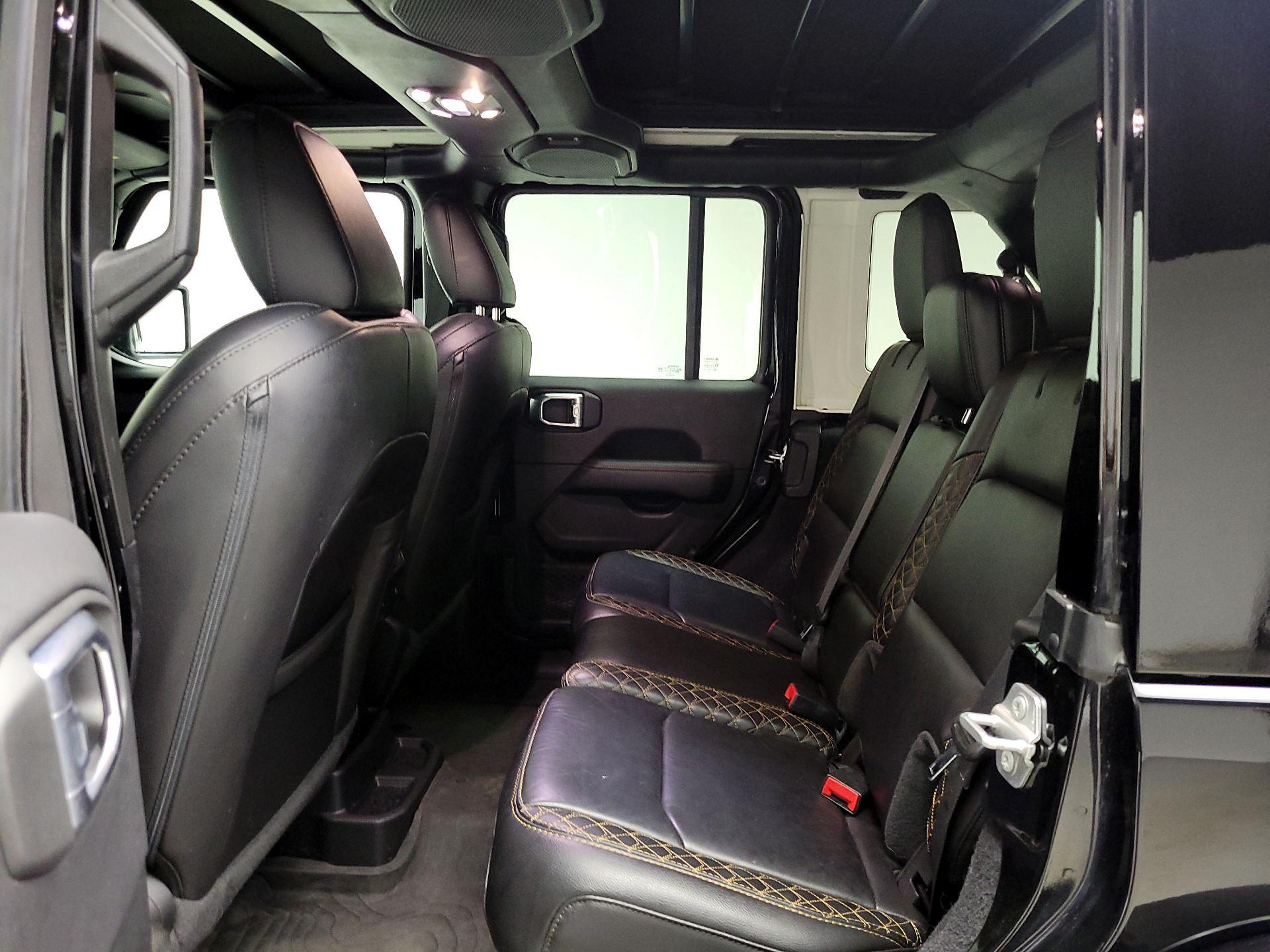 Thumbnail: 2023 Jeep Wrangler - 20