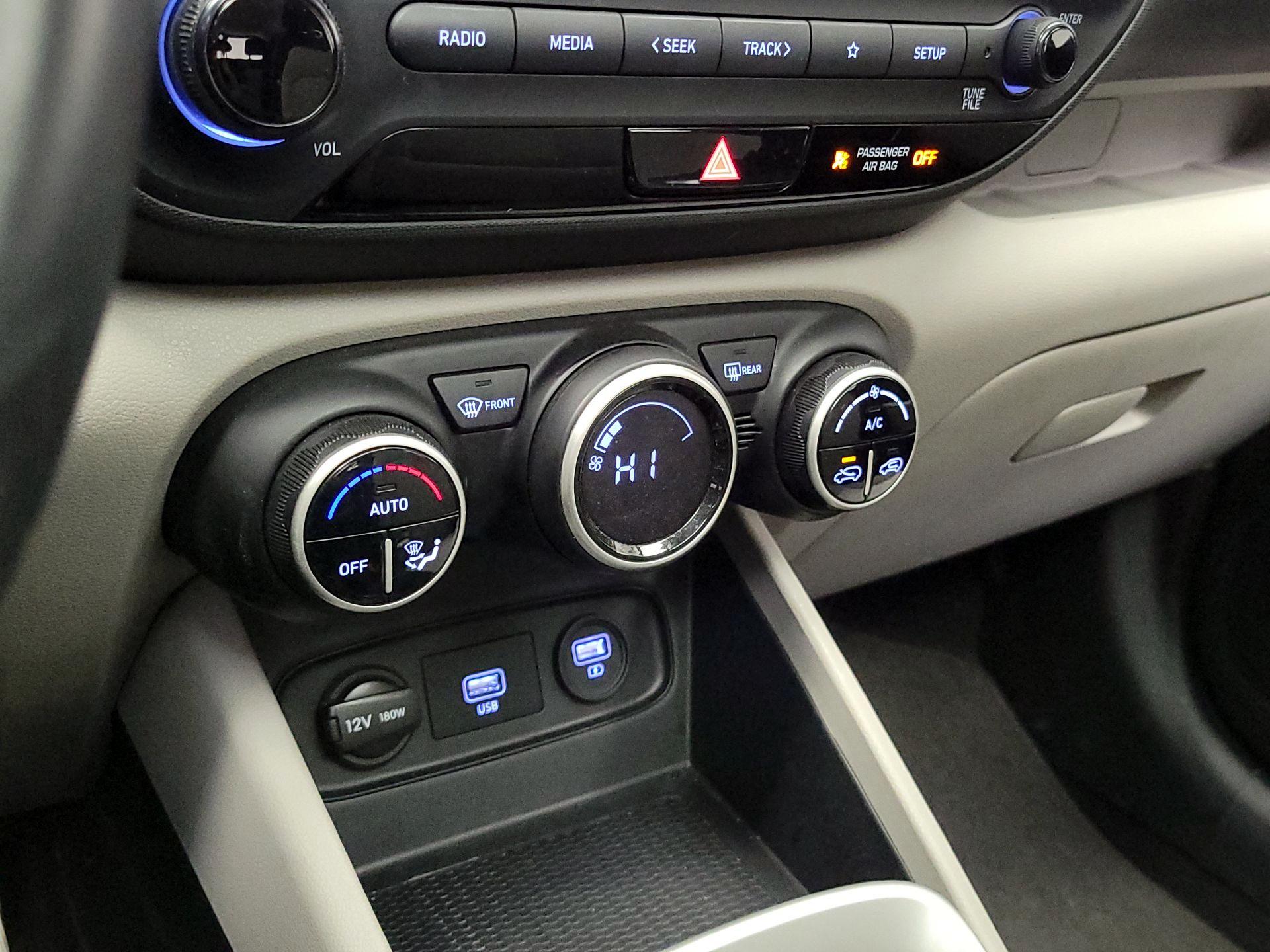 Thumbnail: 2020 Hyundai Venue - 16