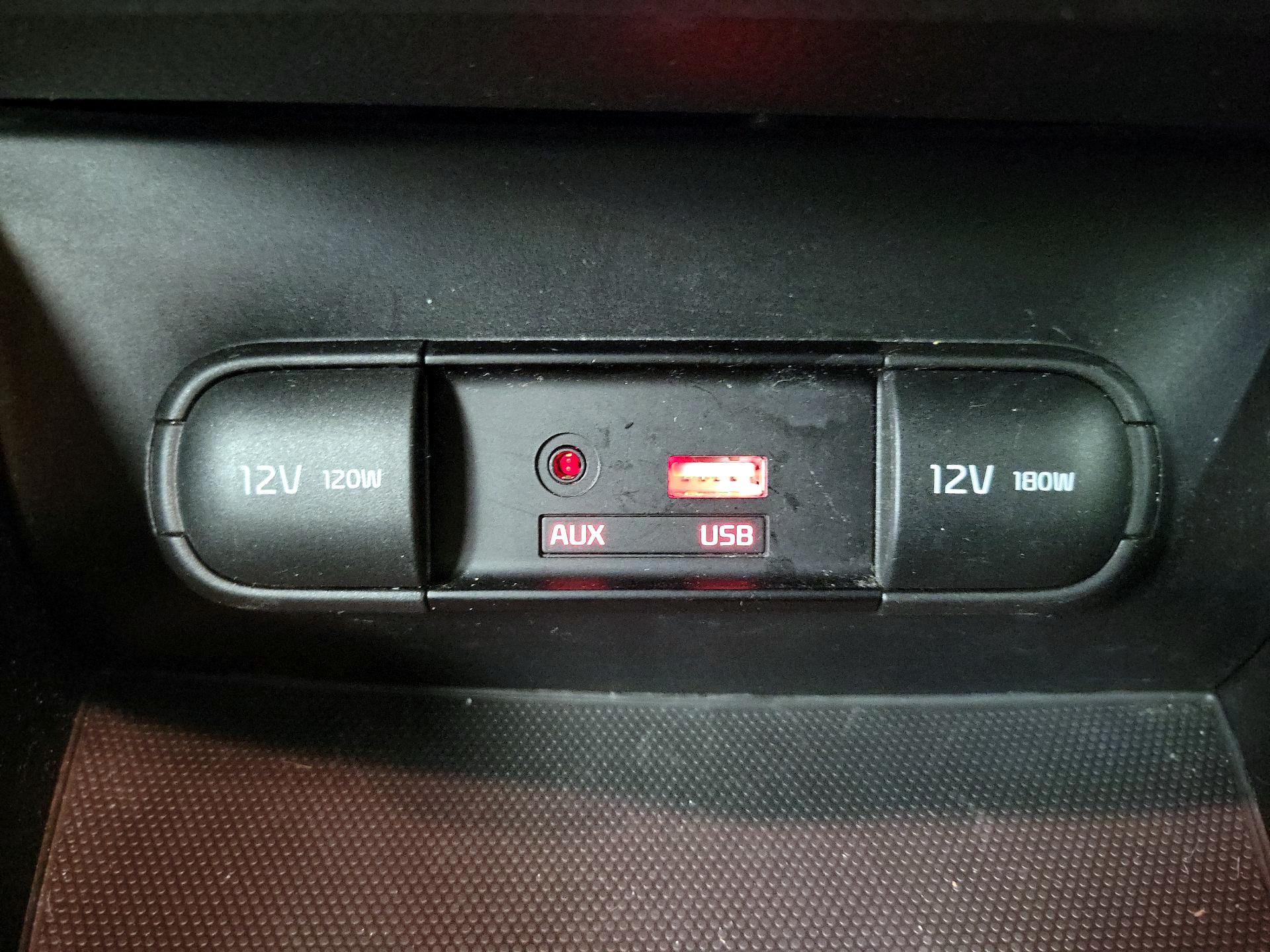 Thumbnail: 2017 Kia Soul - 18