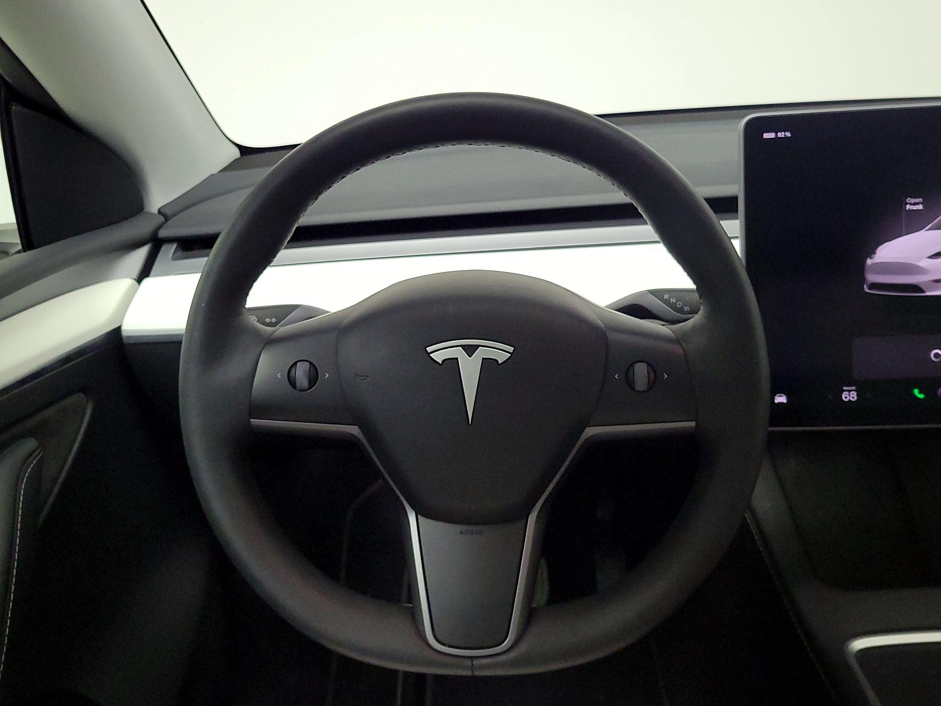 Thumbnail: 2023 Tesla Model Y - 10