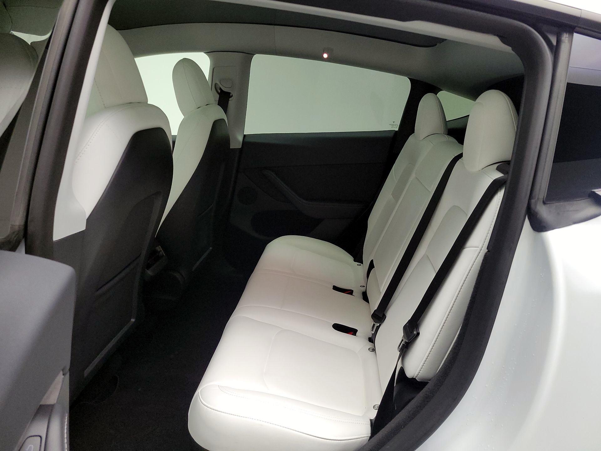 Thumbnail: 2023 Tesla Model Y - 18