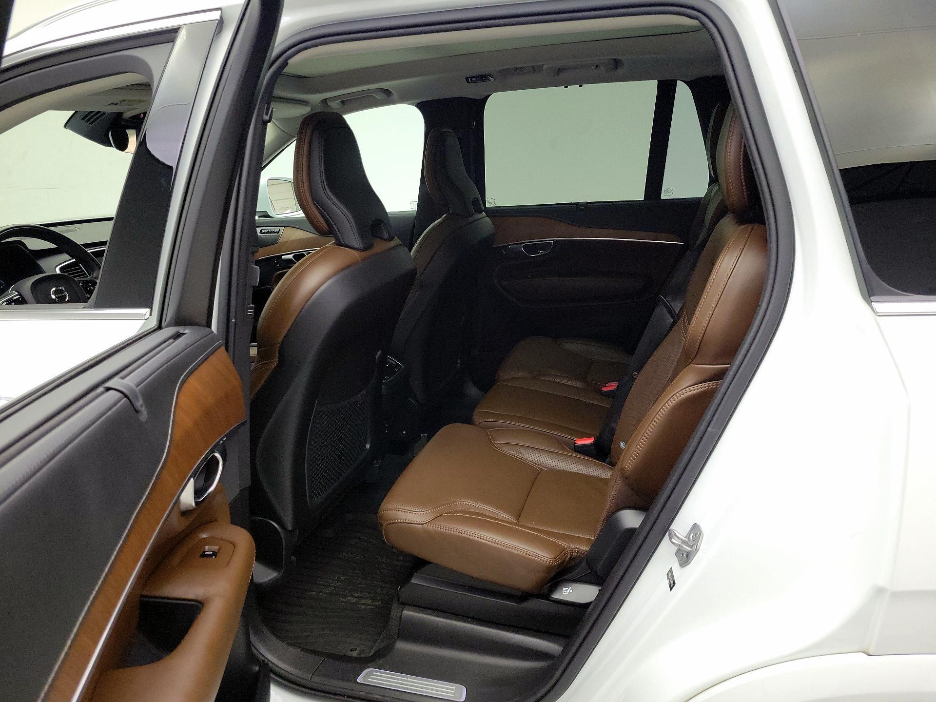 Thumbnail: 2019 Volvo XC90 - 18