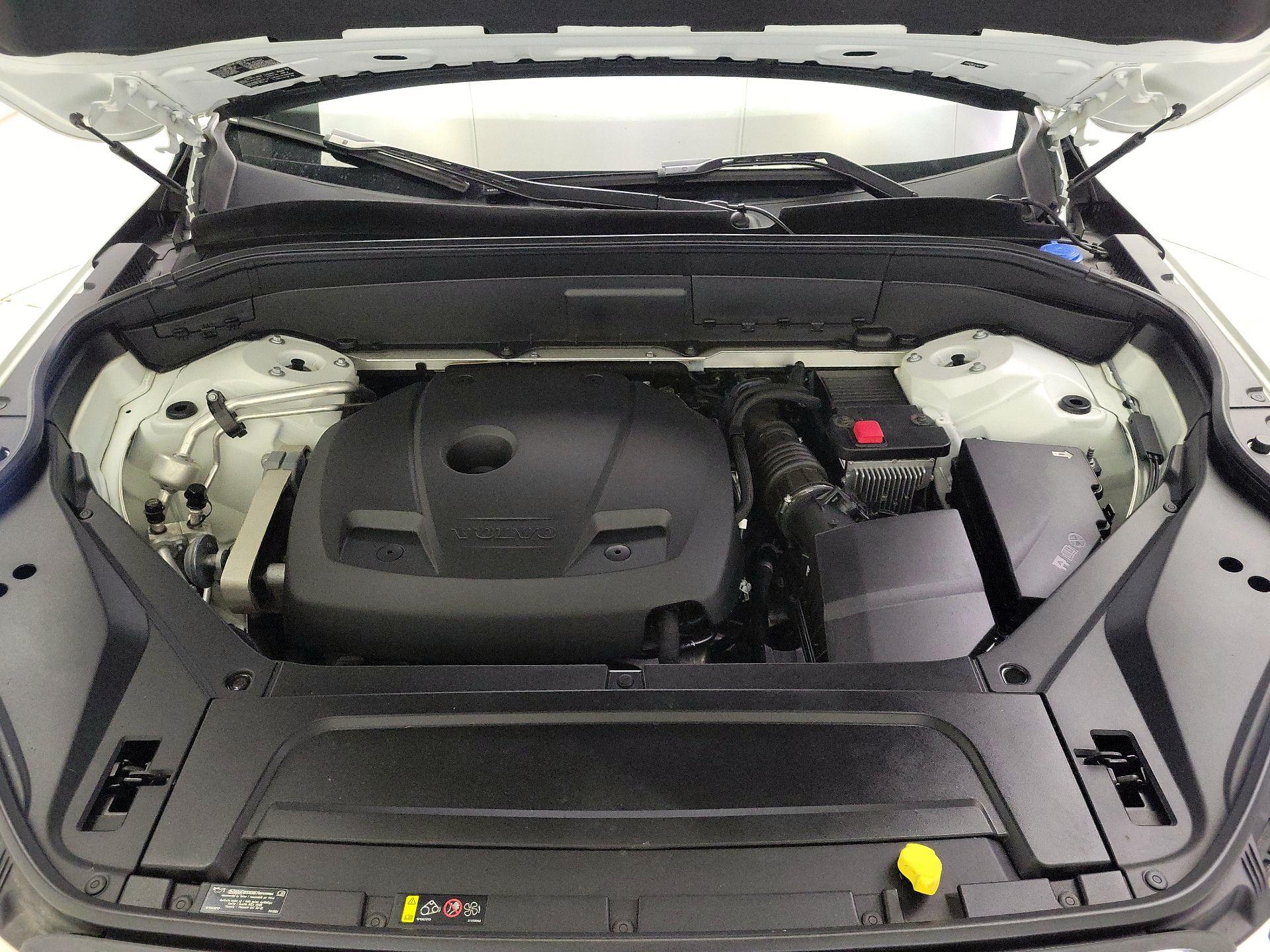 Thumbnail: 2019 Volvo XC90 - 20