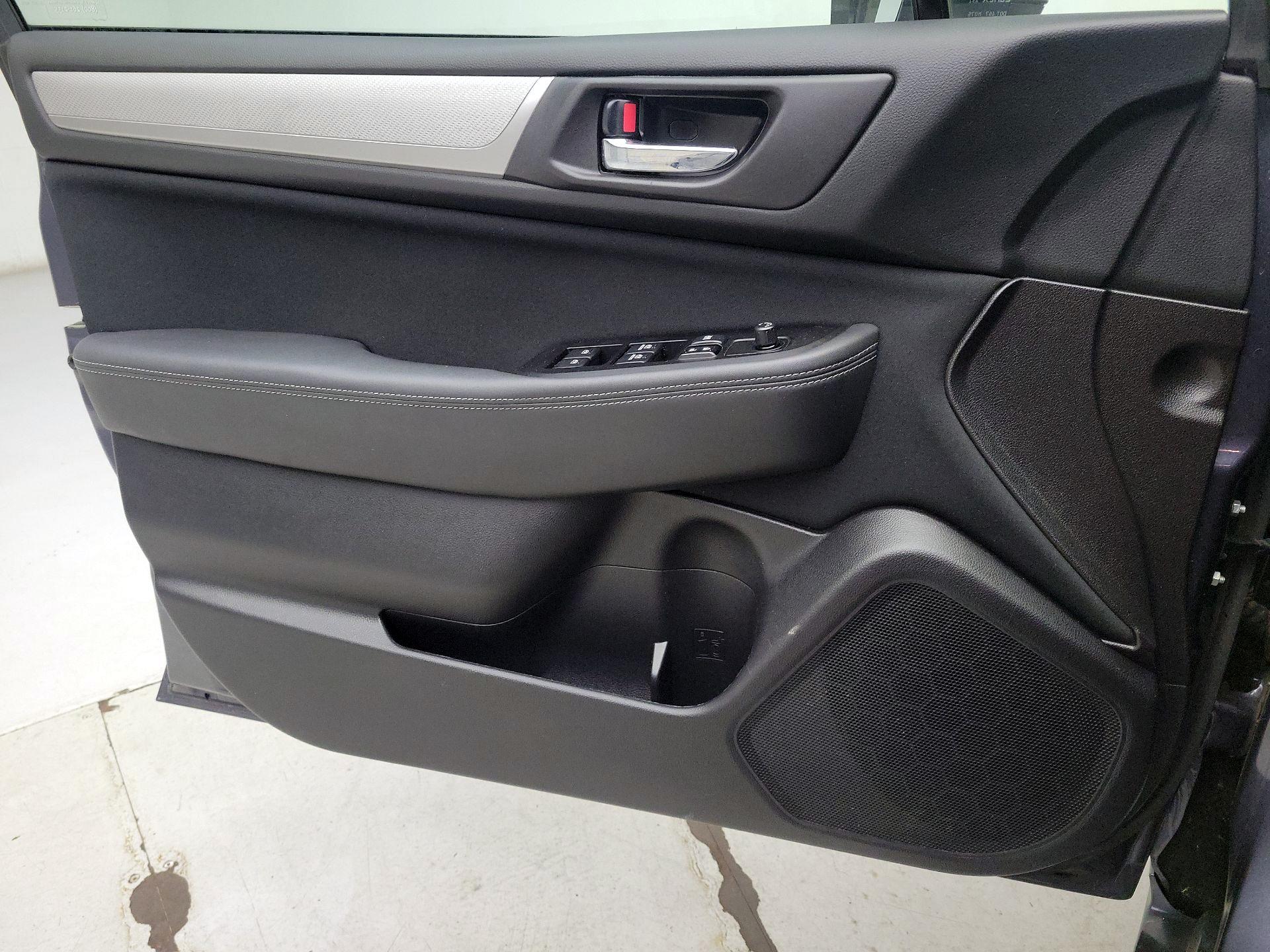 Thumbnail: 2017 Subaru Legacy - 12