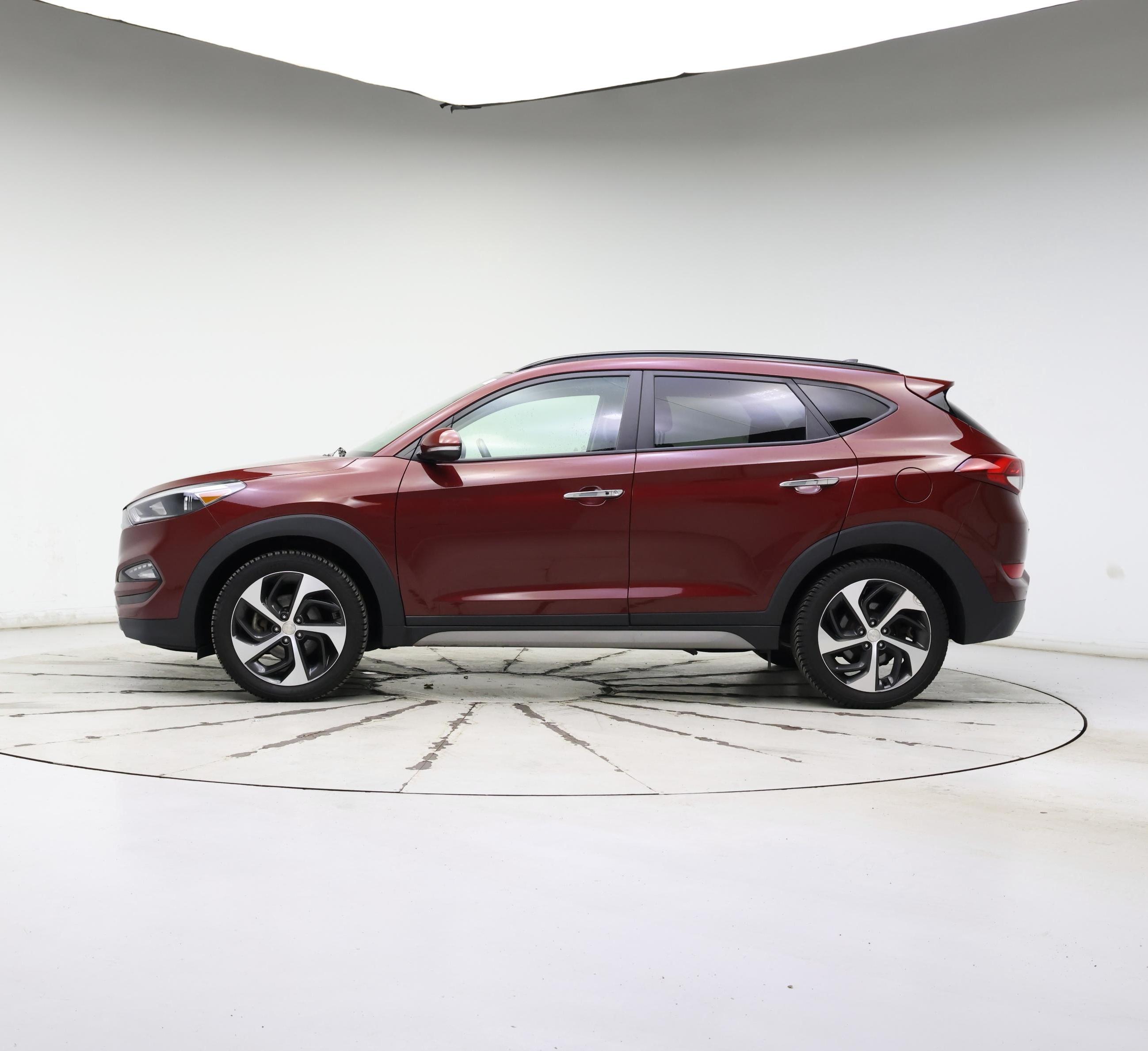 Thumbnail: 2018 Hyundai Tucson - 3