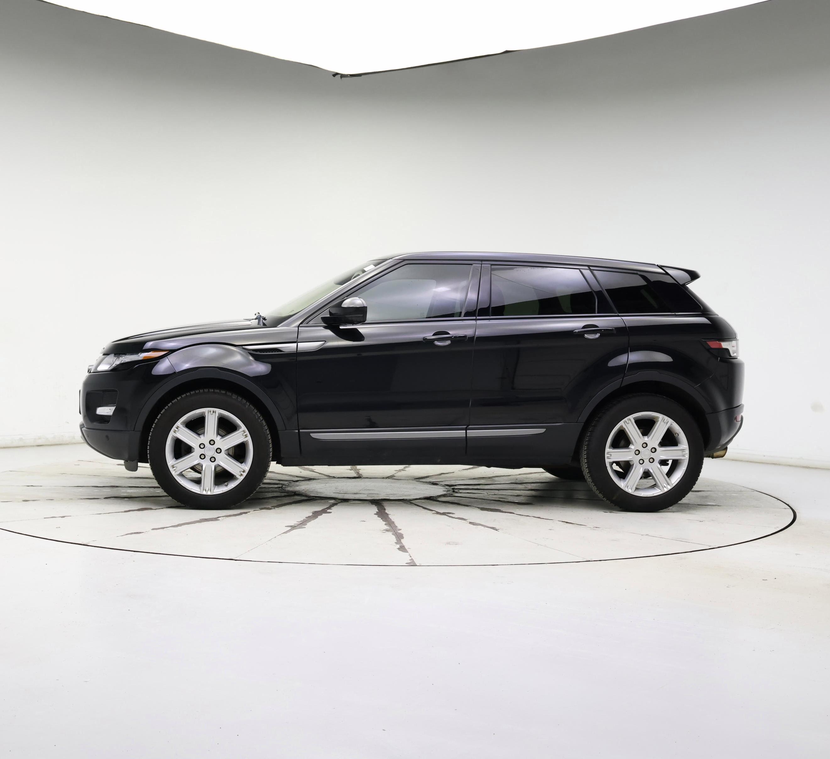 Thumbnail: 2015 Land Rover Range Rover Evoque - 3