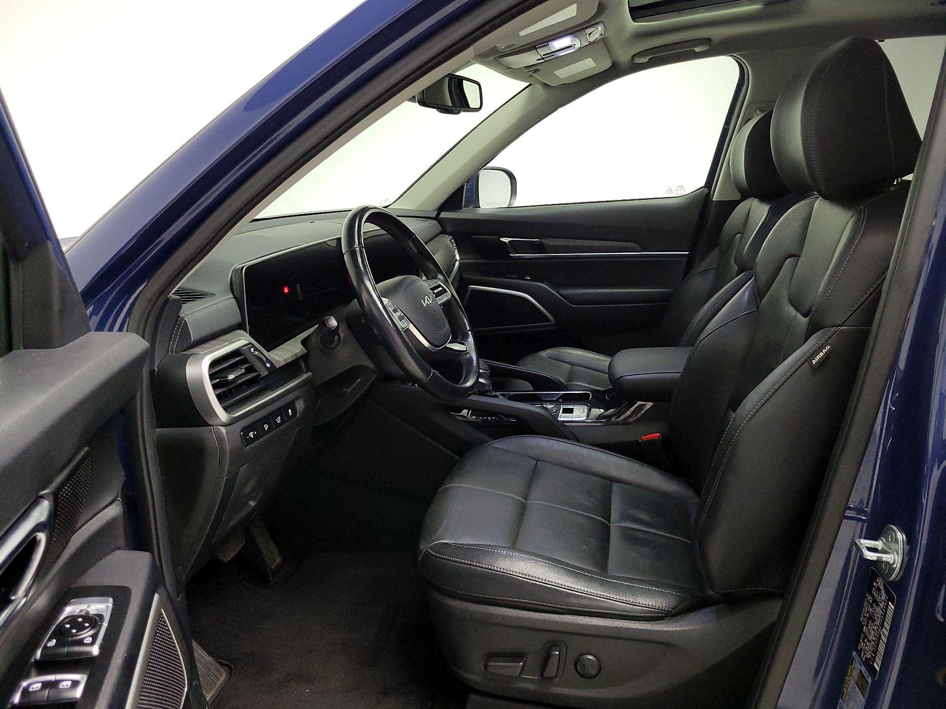 Thumbnail: 2023 Kia Telluride - 11