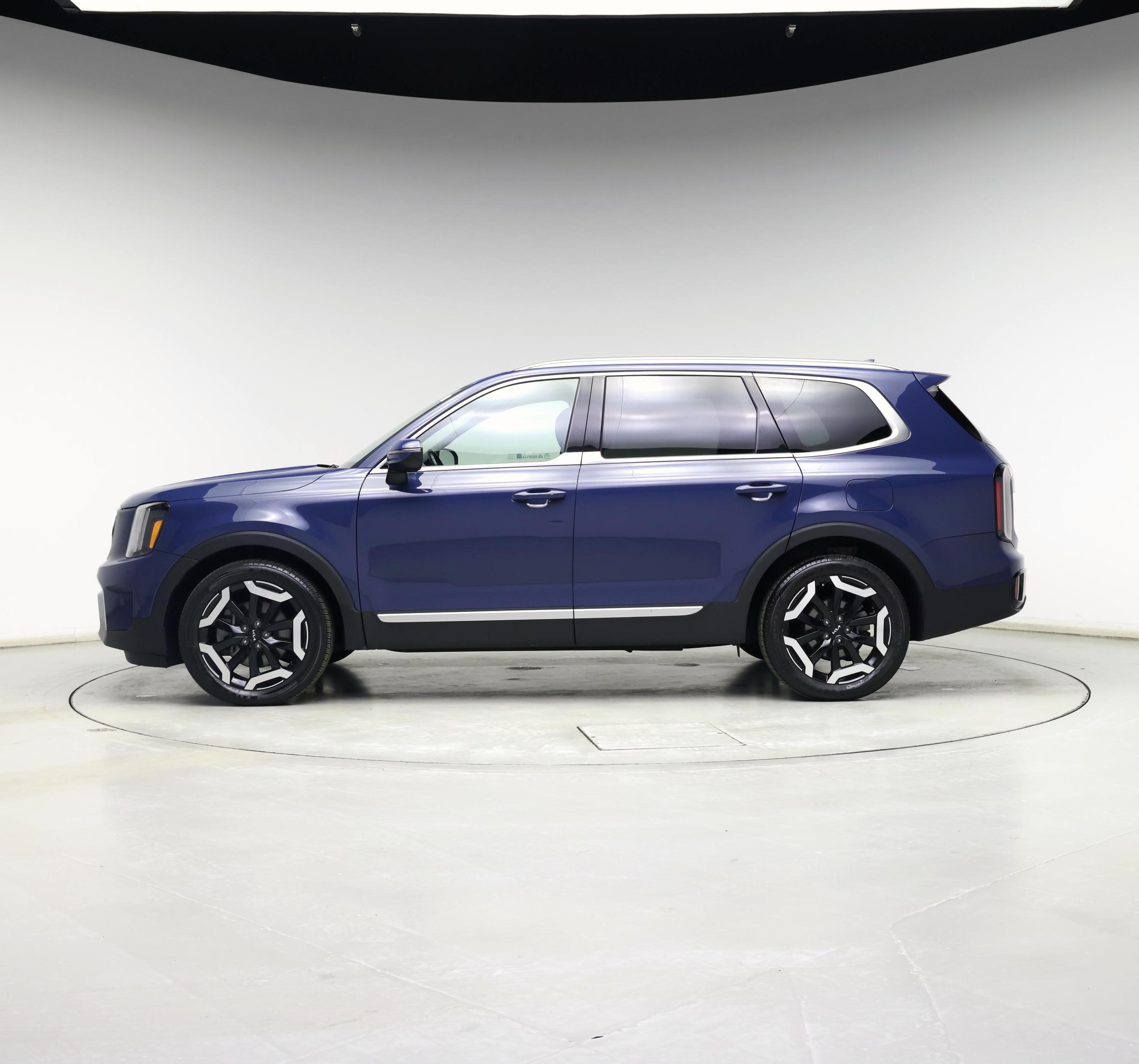 Thumbnail: 2023 Kia Telluride - 3