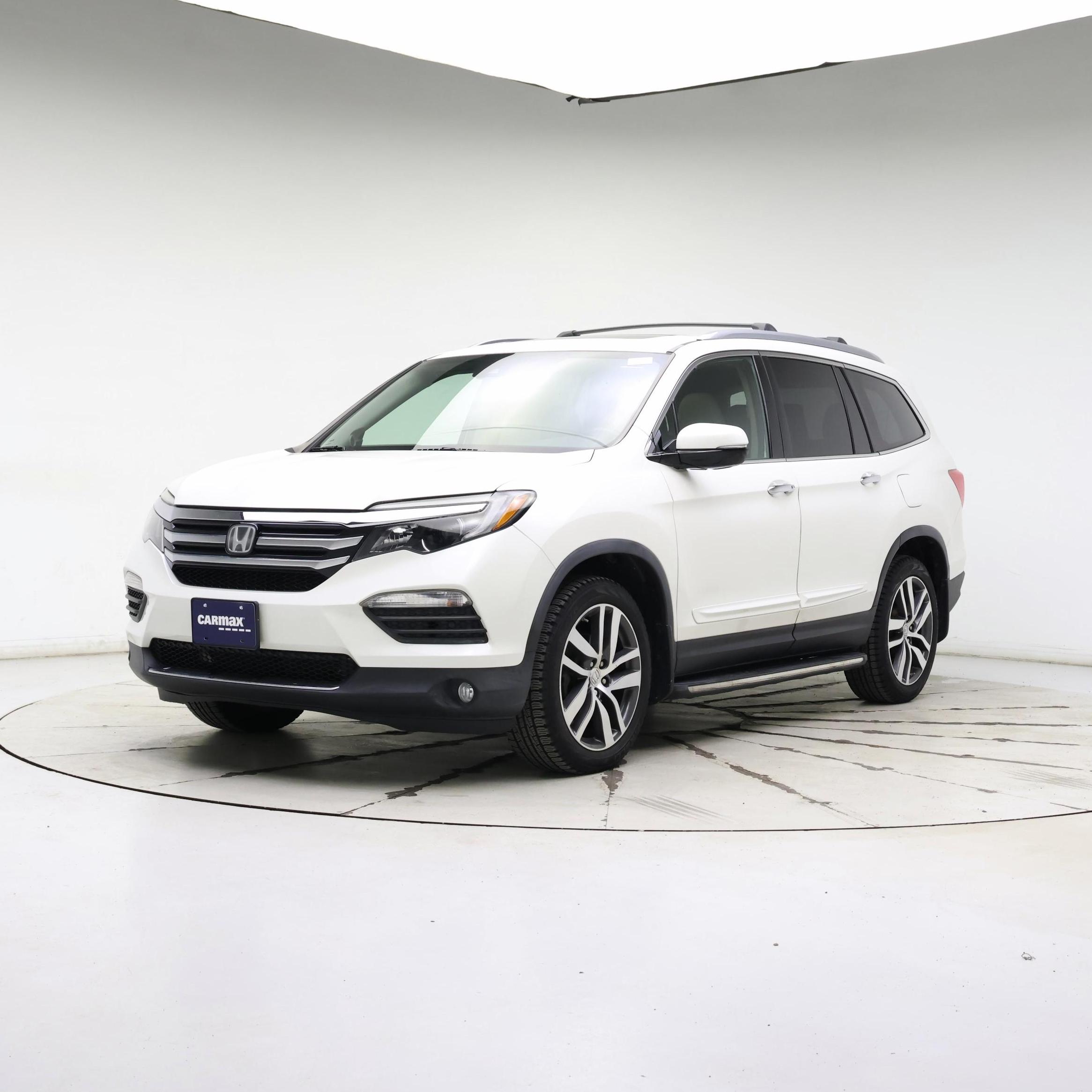 Thumbnail: 2016 Honda Pilot - 4