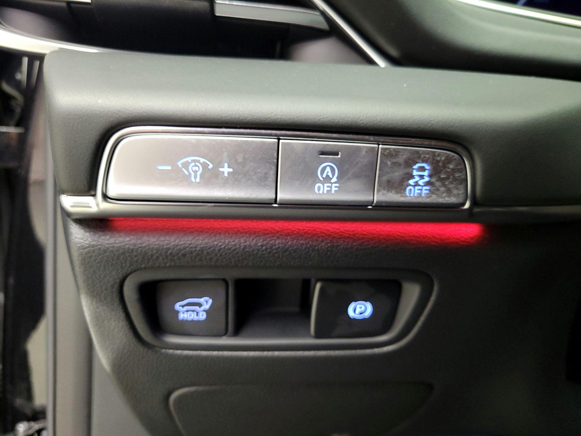 Thumbnail: 2023 Genesis GV80 - 13