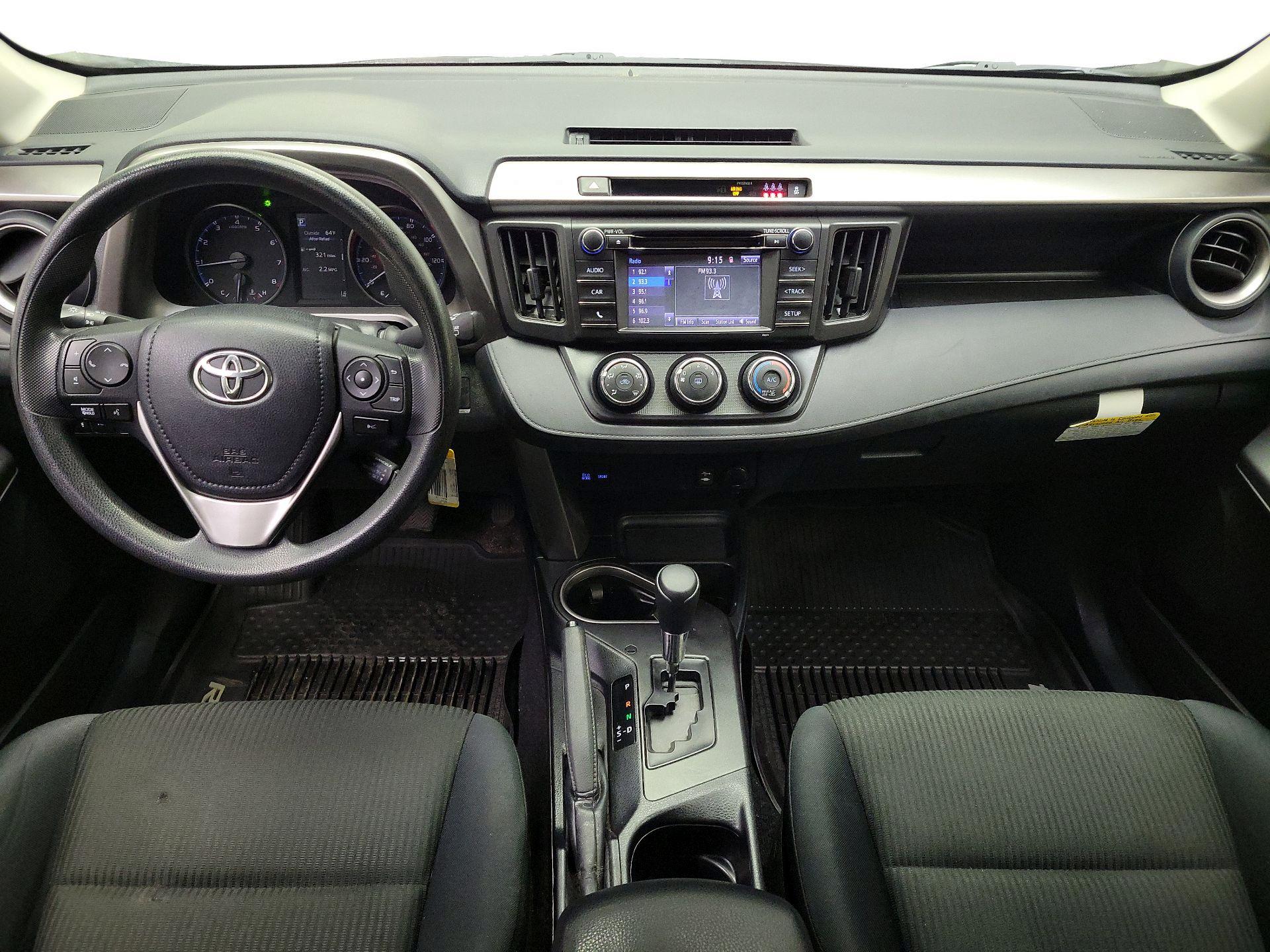 Thumbnail: 2018 Toyota RAV4 - 9