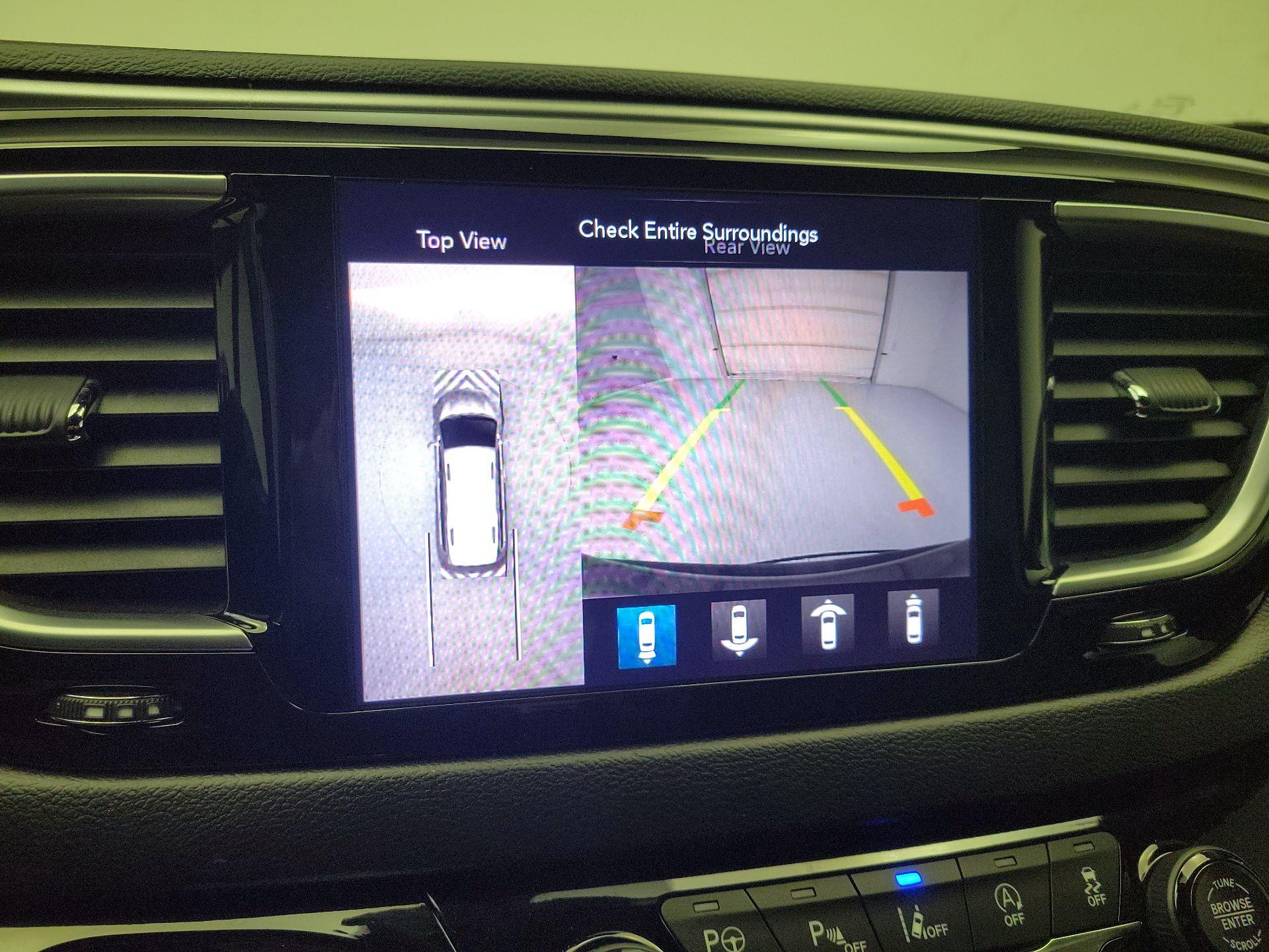 Thumbnail: 2019 Chrysler Pacifica - 15