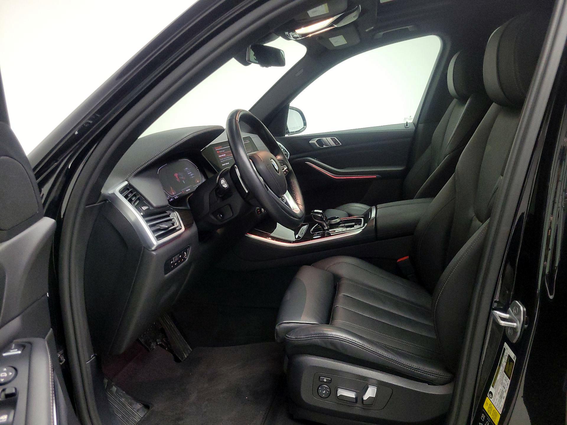 Thumbnail: 2022 BMW X5 - 11