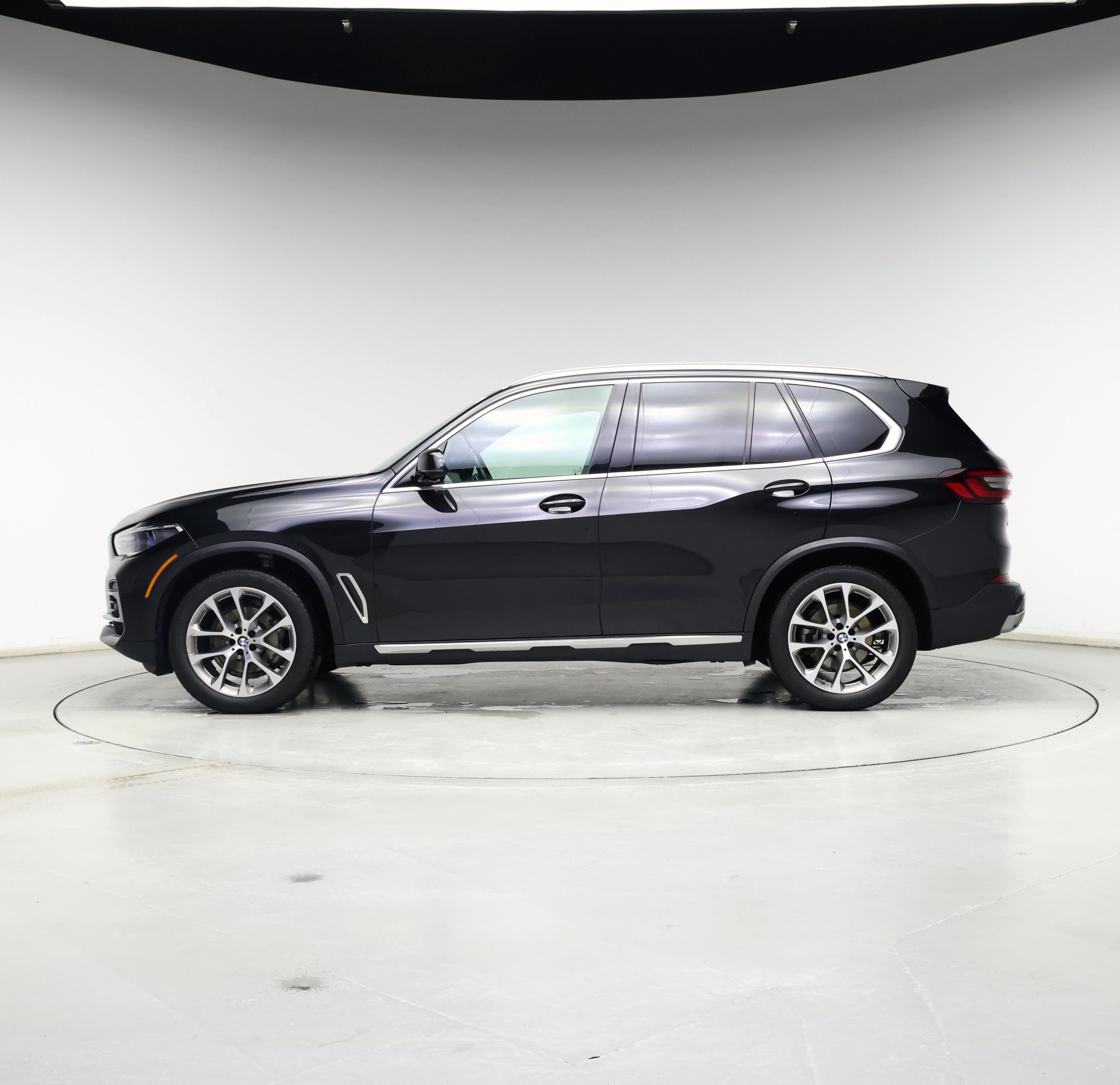 Thumbnail: 2022 BMW X5 - 3