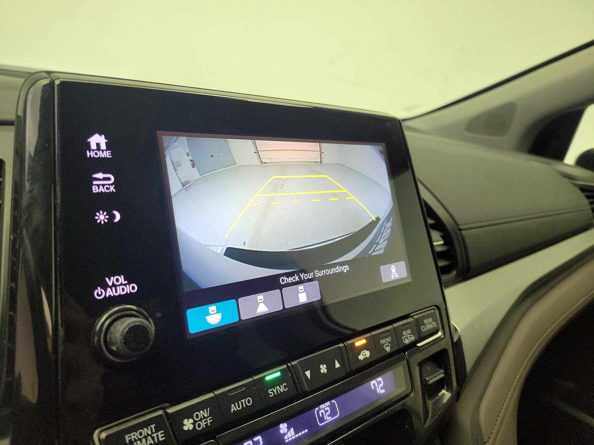 Thumbnail: 2019 Honda Odyssey - 14