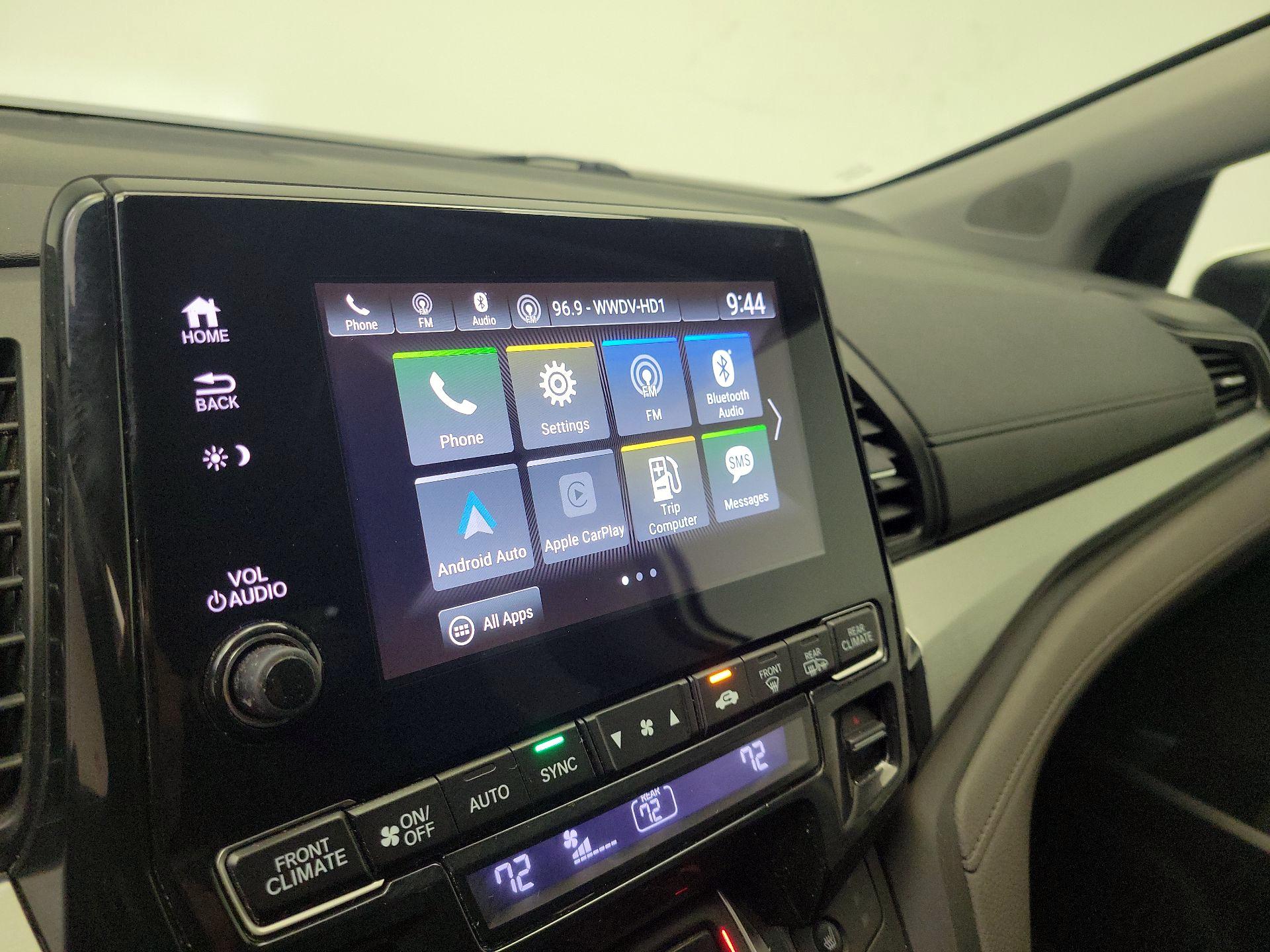 Thumbnail: 2019 Honda Odyssey - 15