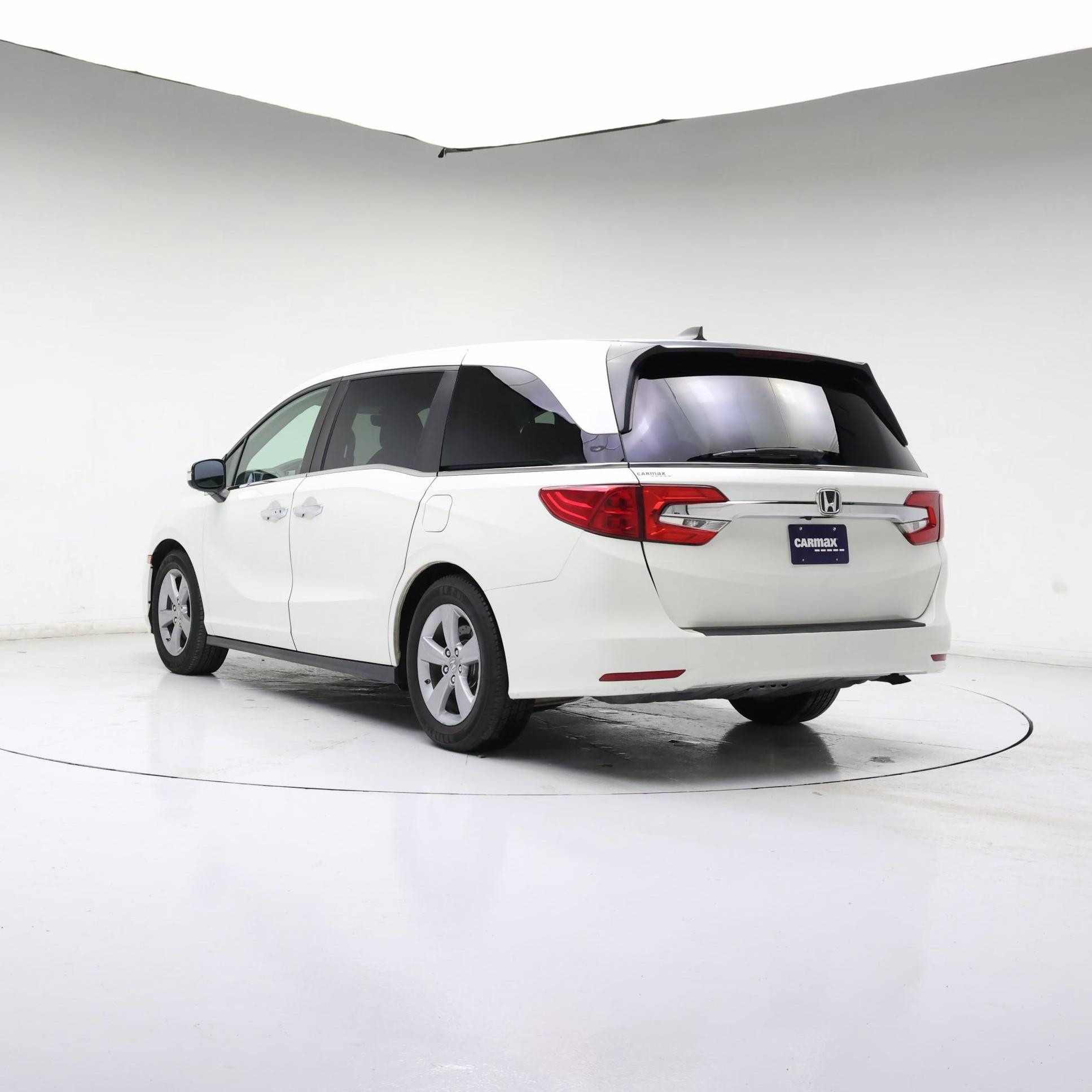 Thumbnail: 2019 Honda Odyssey - 2