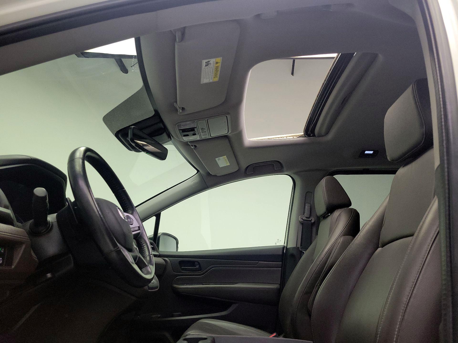 Thumbnail: 2019 Honda Odyssey - 19