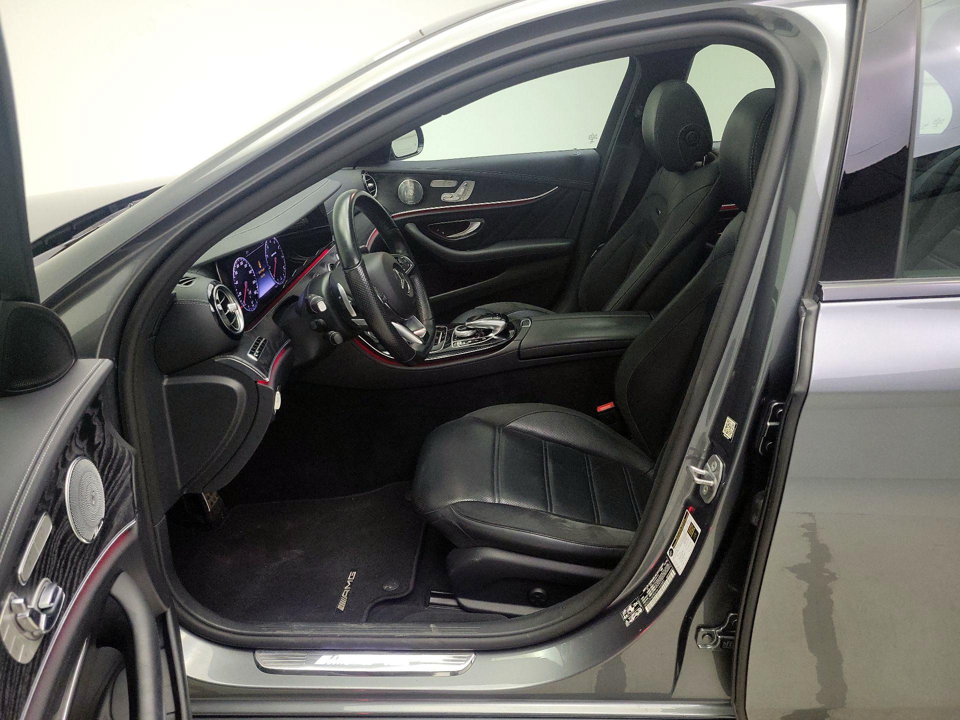 Thumbnail: 2017 Mercedes-Benz E-Class - 11