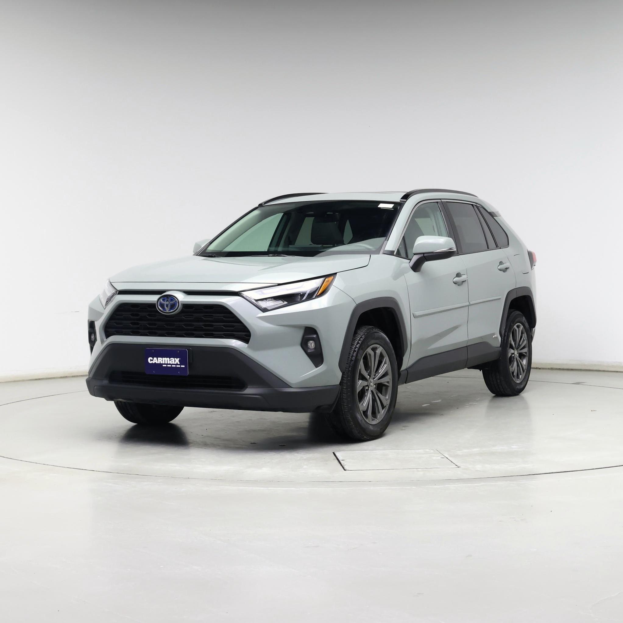 Thumbnail: 2022 Toyota RAV4 - 4