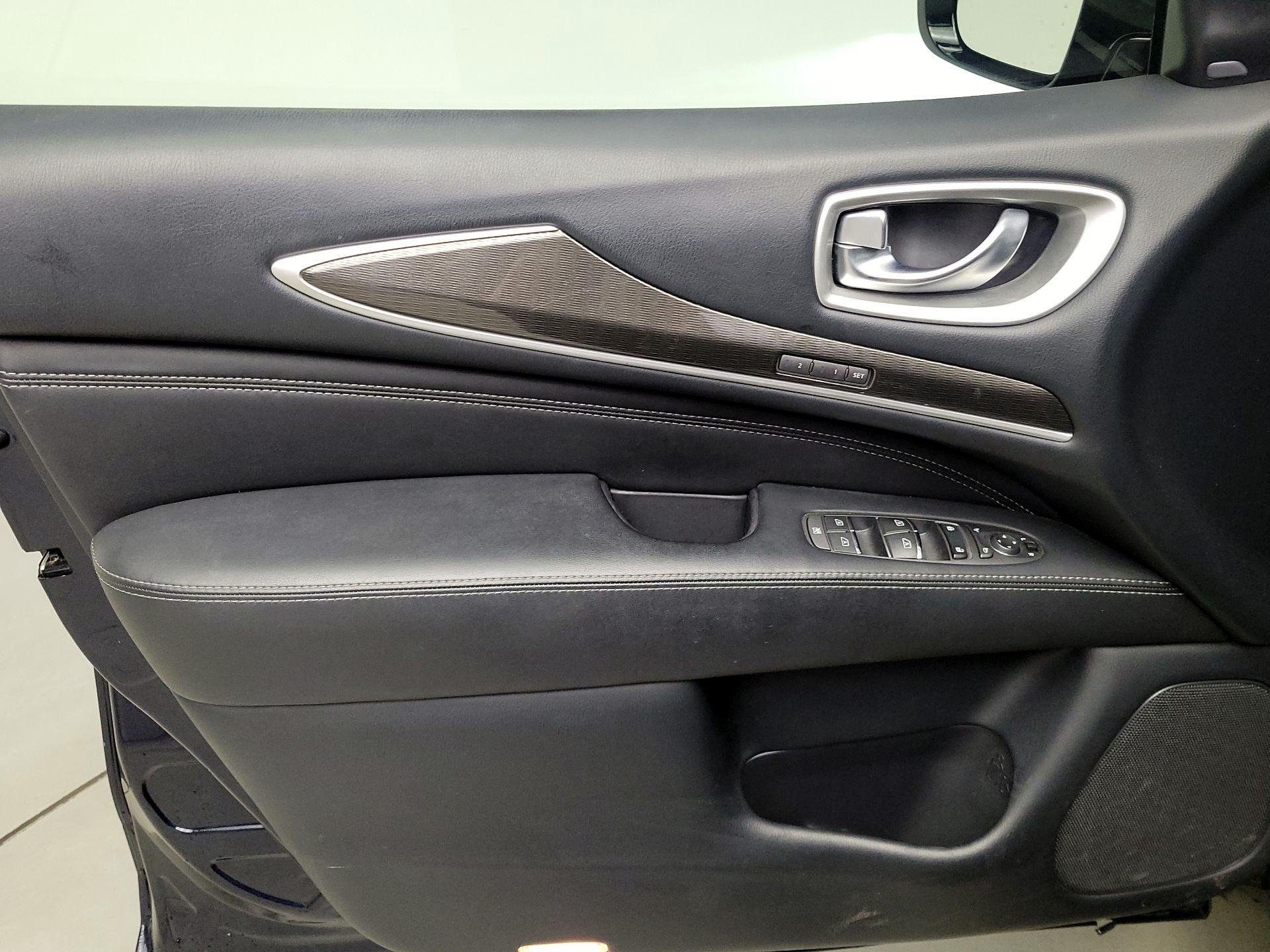 Thumbnail: 2020 INFINITI QX60 - 12