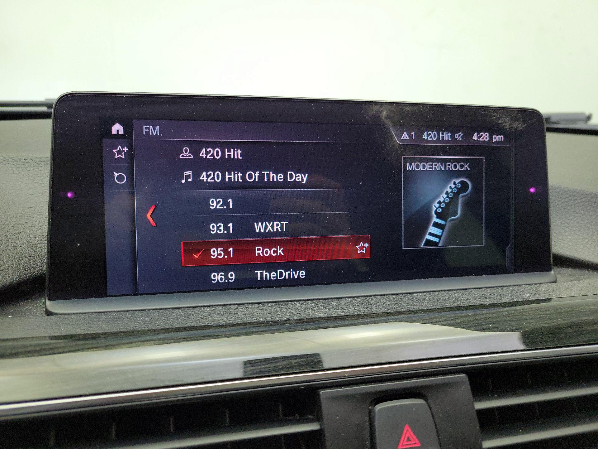 Thumbnail: 2018 BMW 3 Series - 14